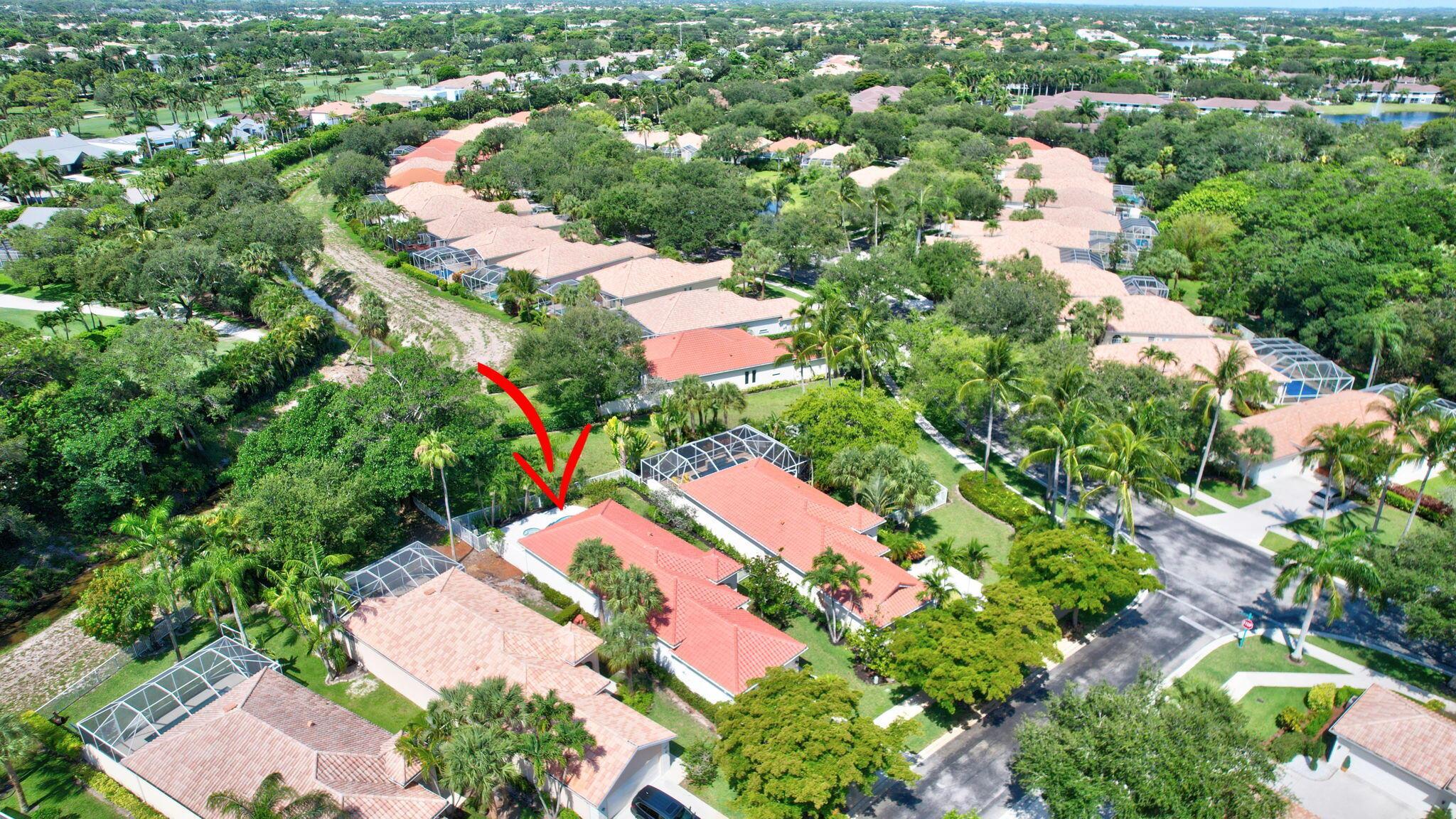4689 Hammock Circle