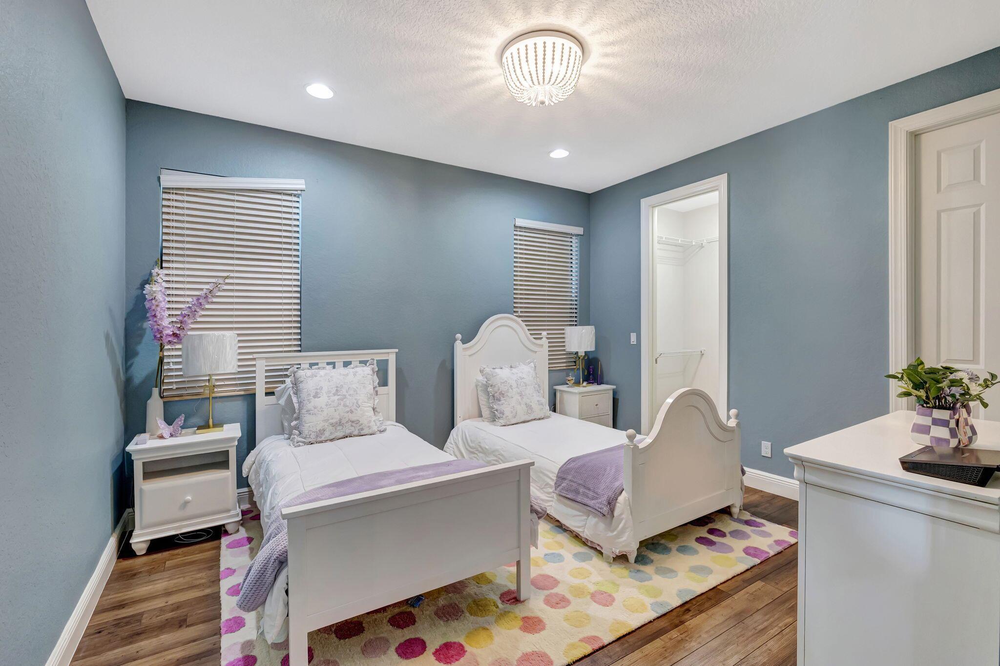 8271 Canopy Terrace