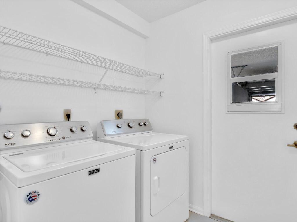 330 Eastwood Terrace, Boca Raton