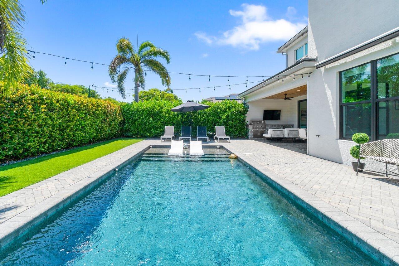 9610 Sterling Shores Street