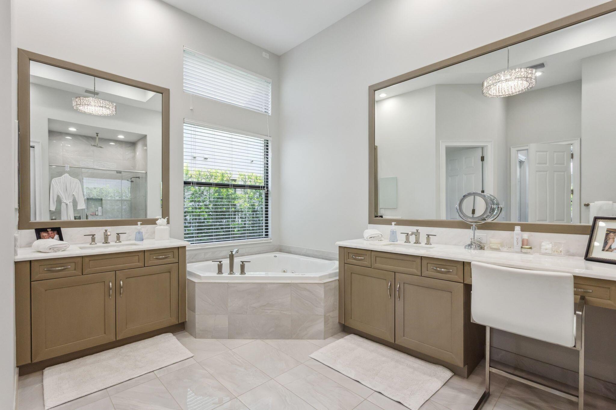 16770 Burlington Bristol Lane