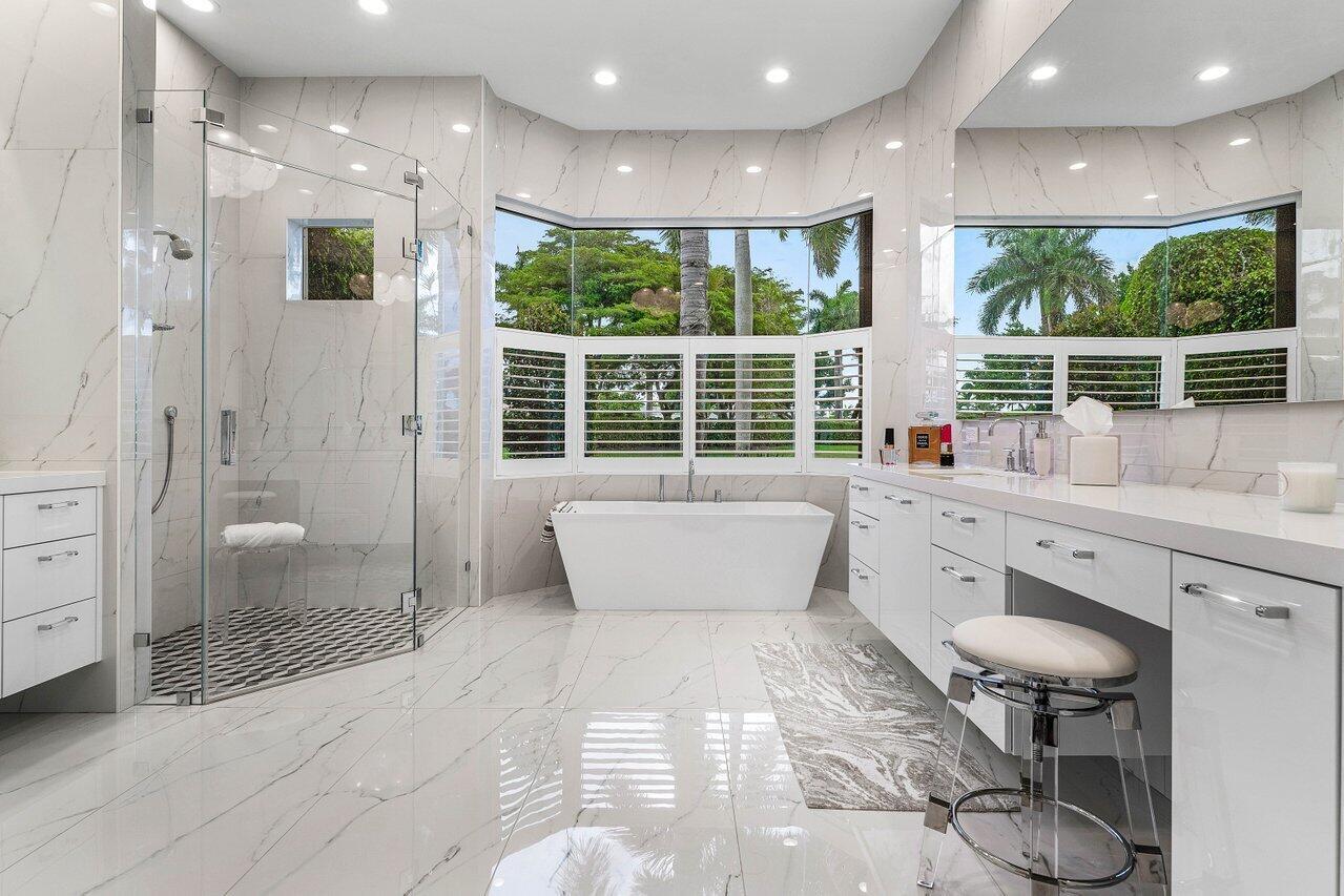 3867 NW Landings Drive