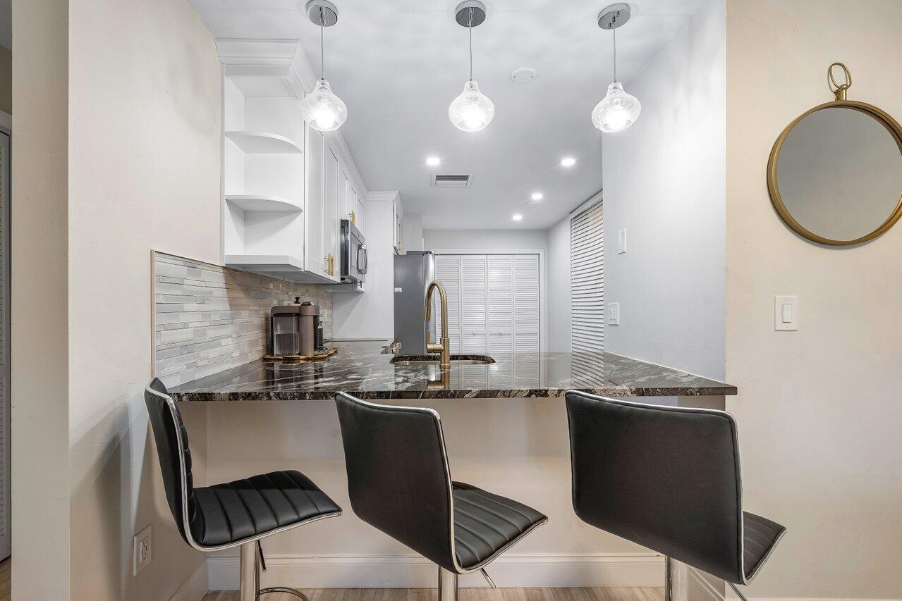 7508 La Paz Boulevard 207