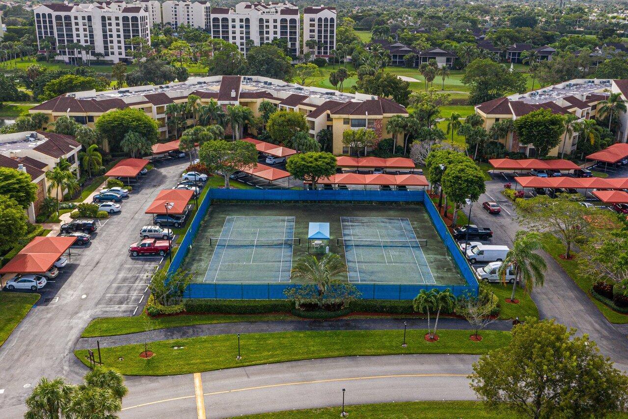 7508 La Paz Boulevard 207