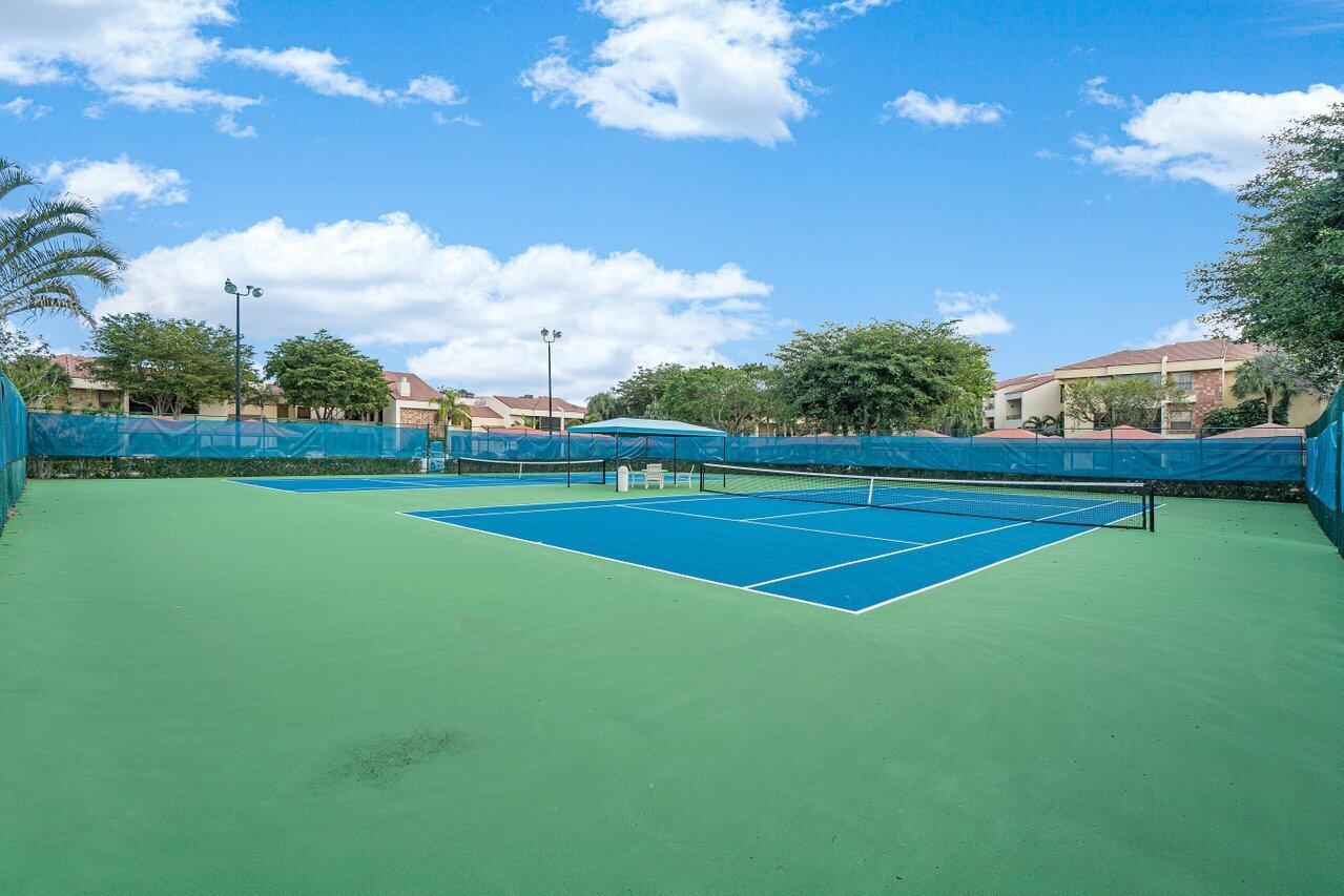 7508 La Paz Boulevard 207