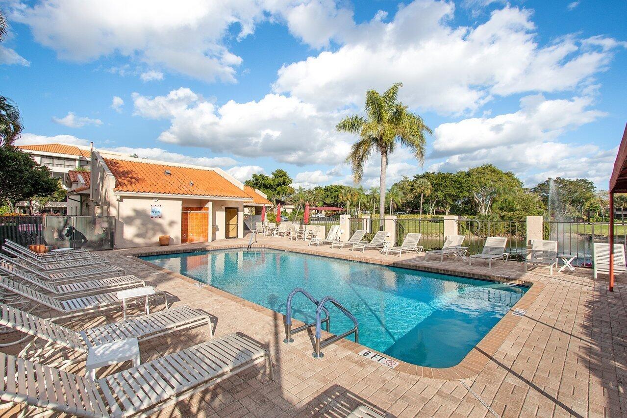 7508 La Paz Boulevard 207