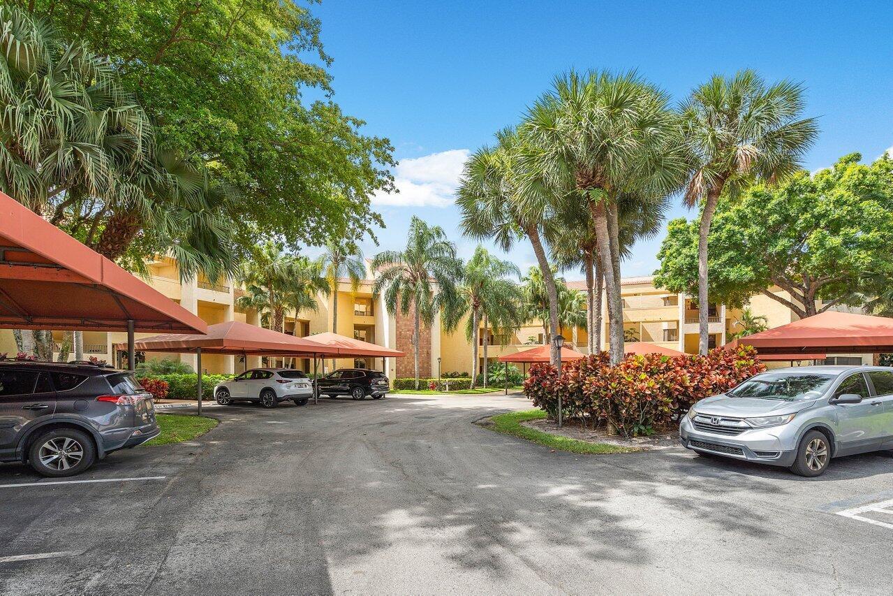 7508 La Paz Boulevard 207
