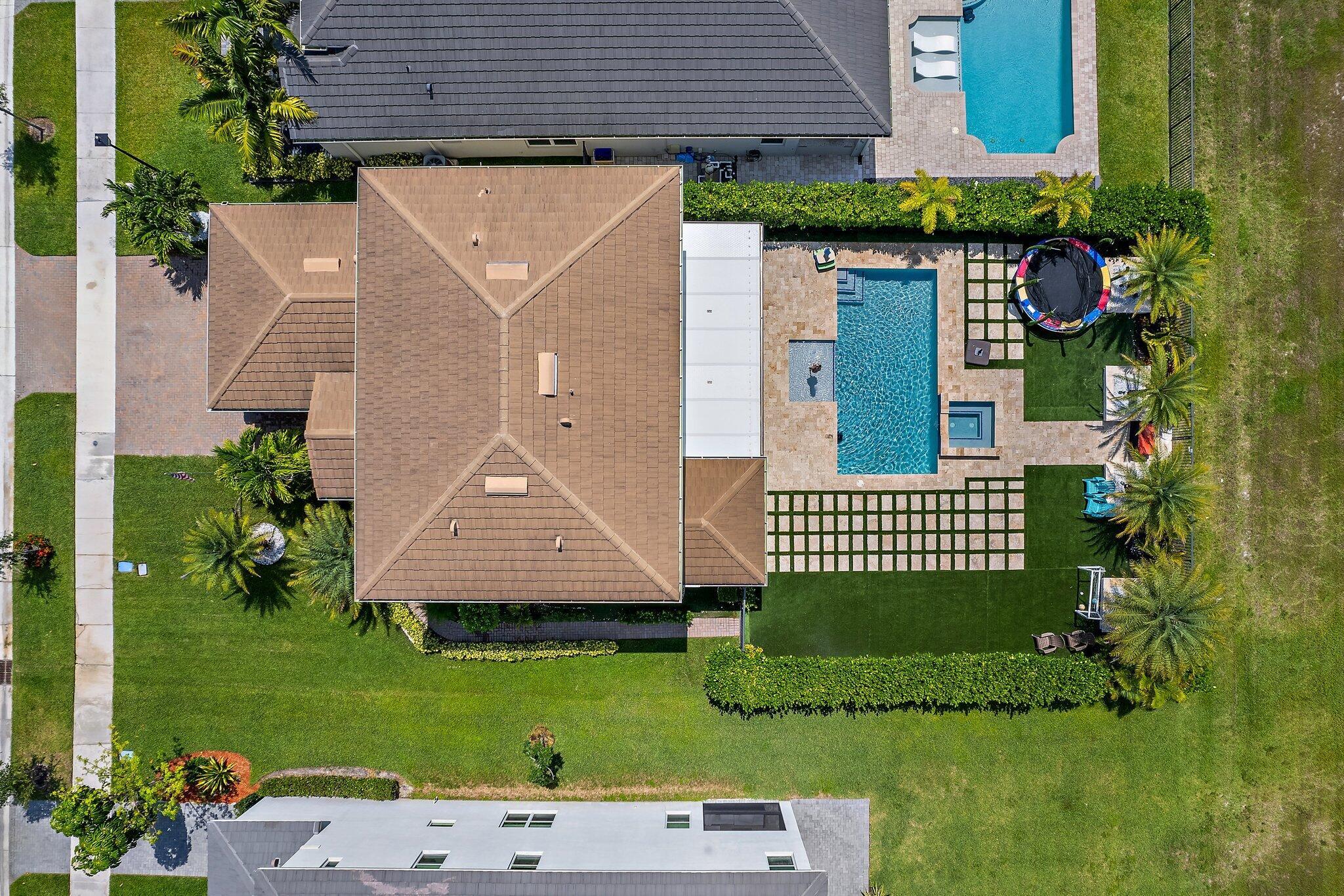 15834 Hummingbird Lane