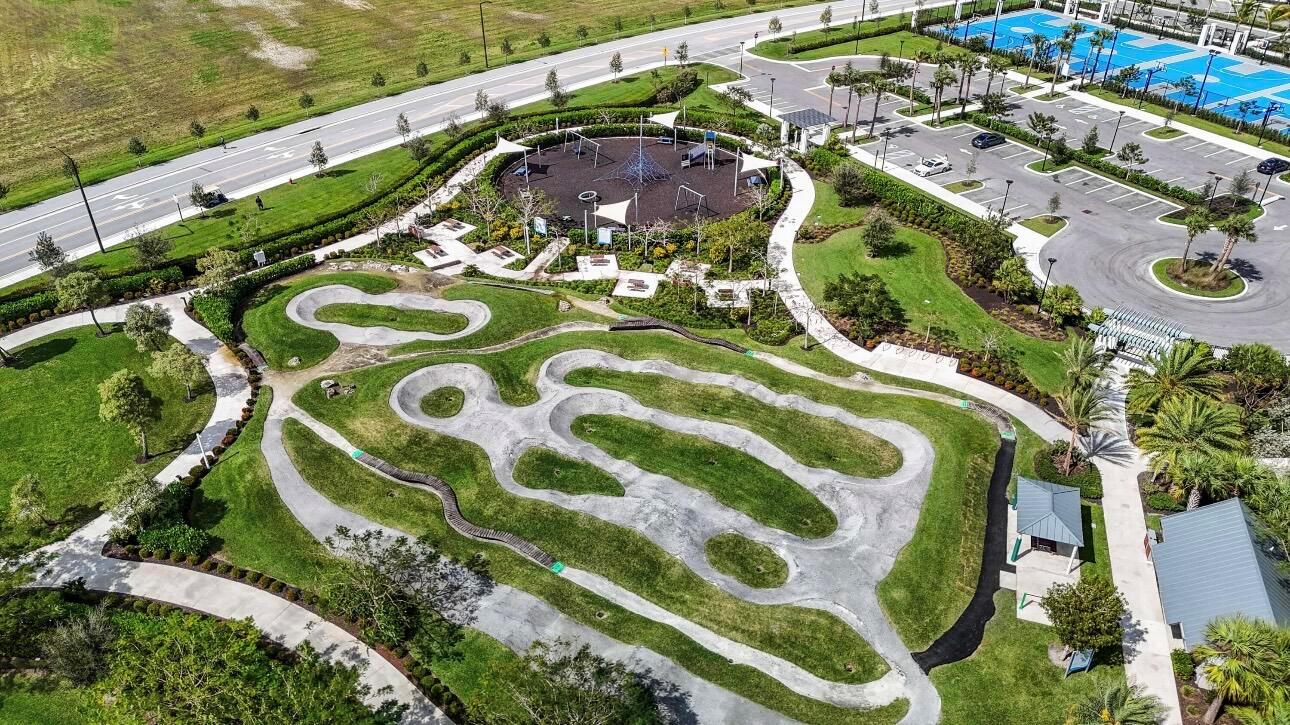 15834 Hummingbird Lane