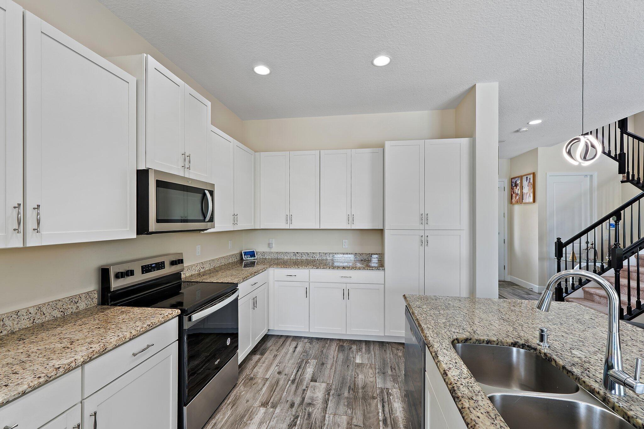 15834 Hummingbird Lane