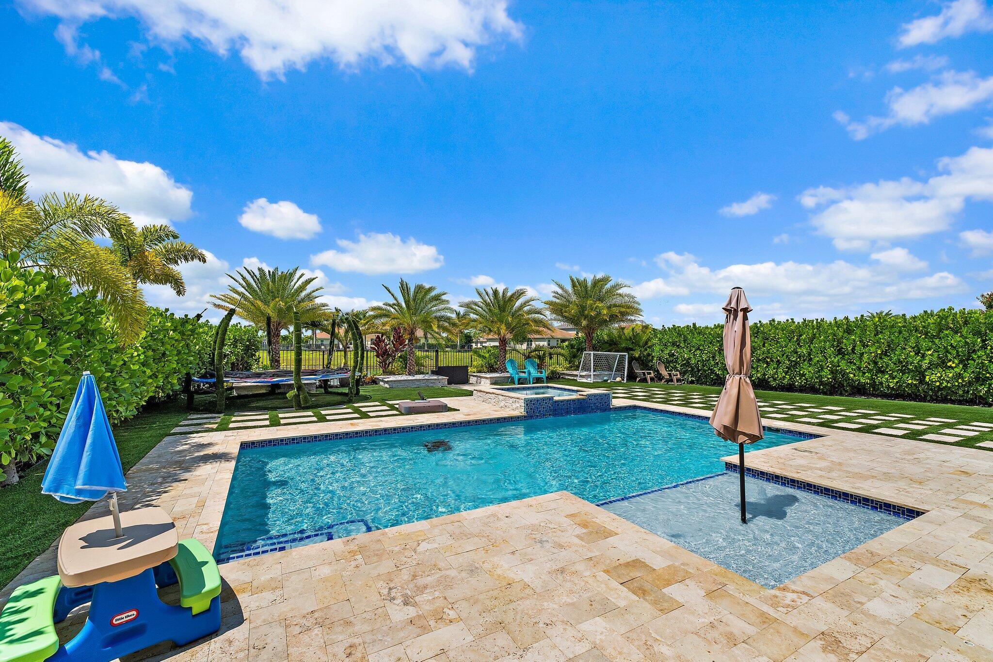 15834 Hummingbird Lane