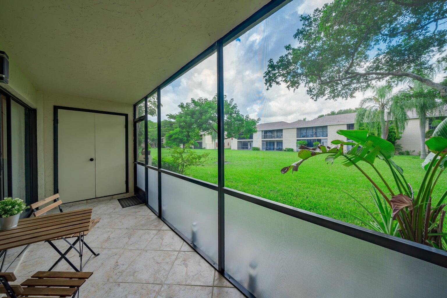 3939 NE 5th Avenue D103