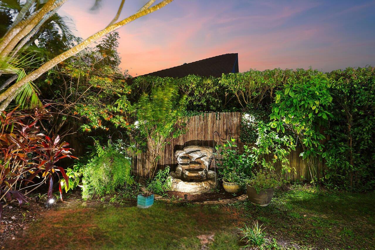 10744 Avenida Santa Ana