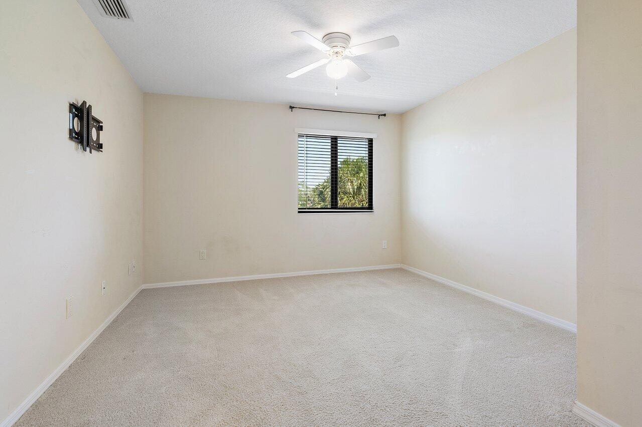 10744 Avenida Santa Ana