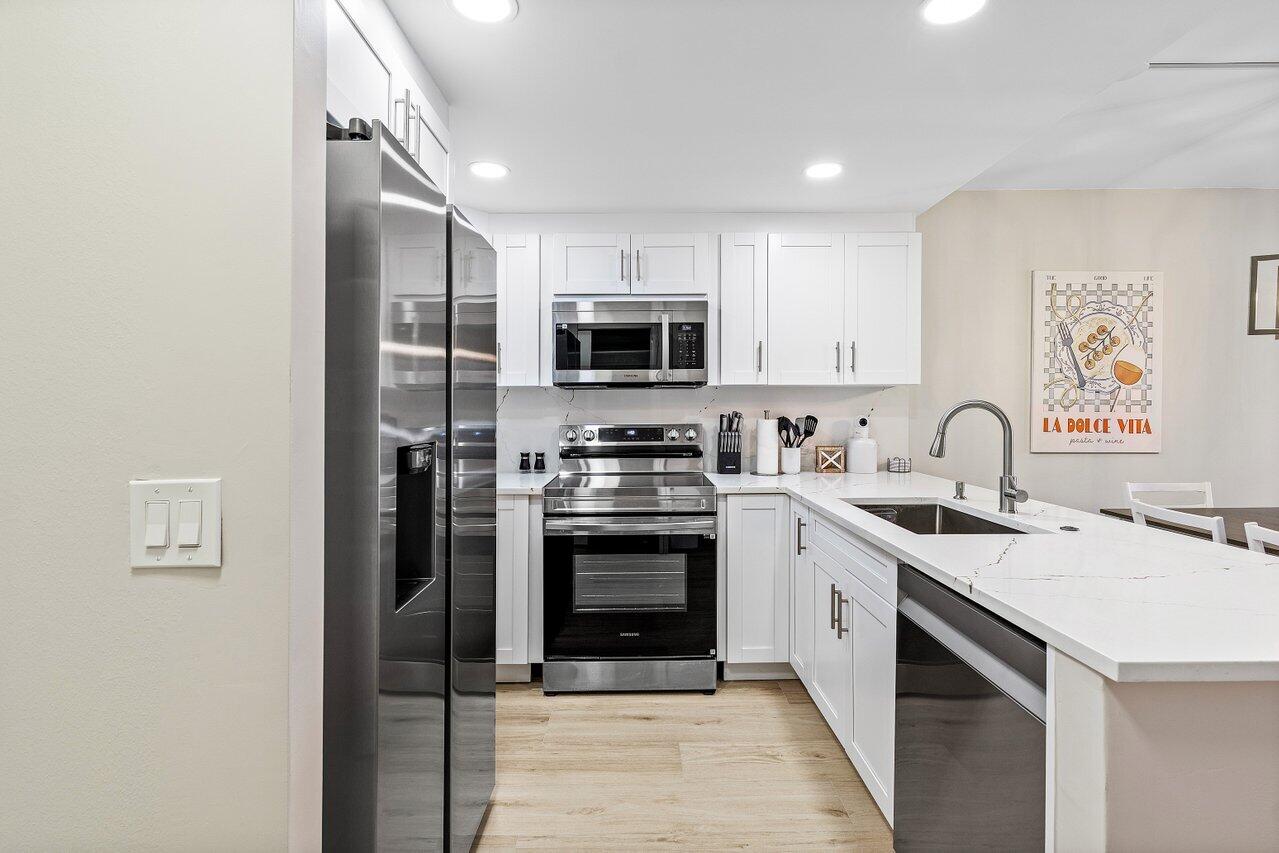 550 Bayshore Drive 312