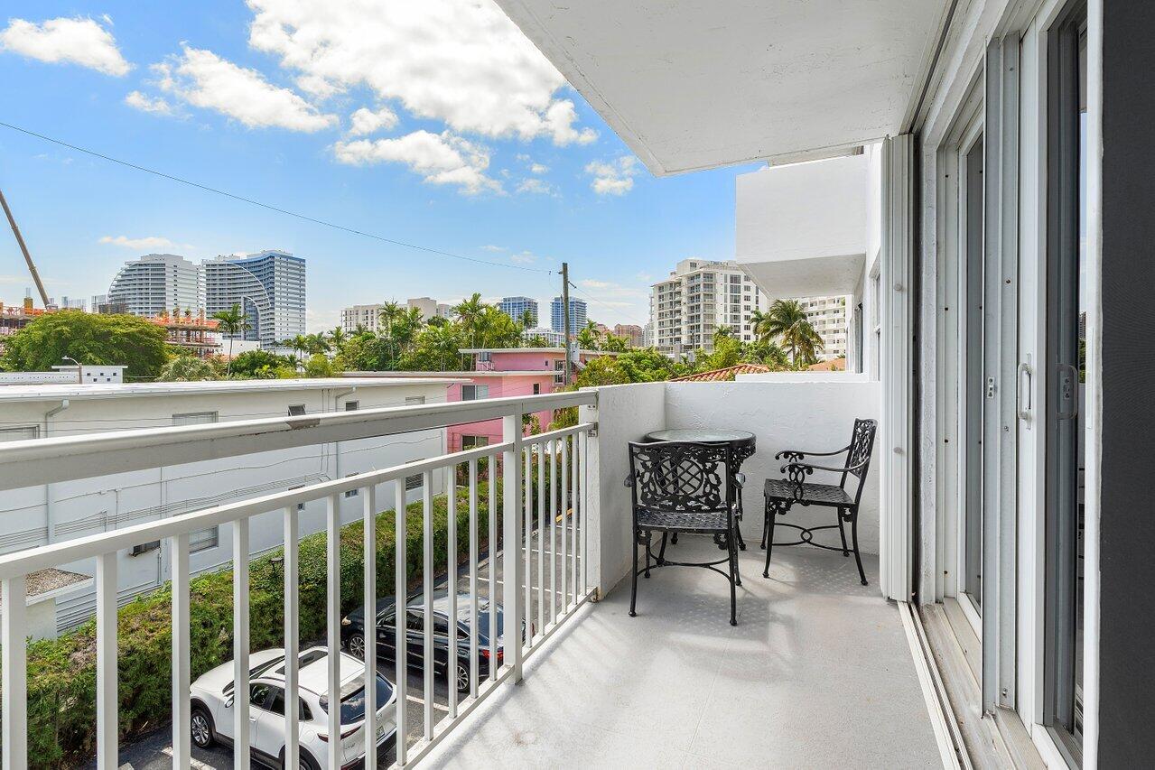 550 Bayshore Drive 312