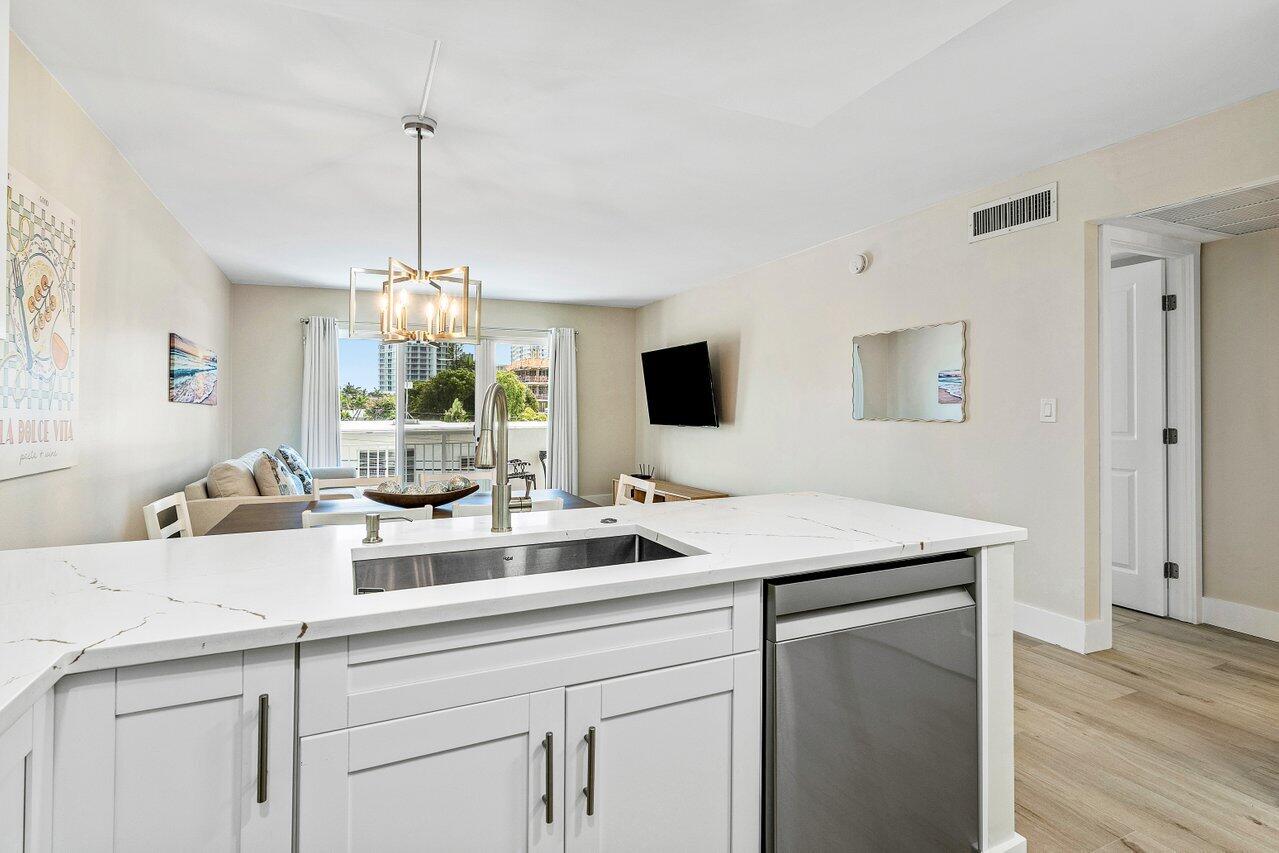 550 Bayshore Drive 312