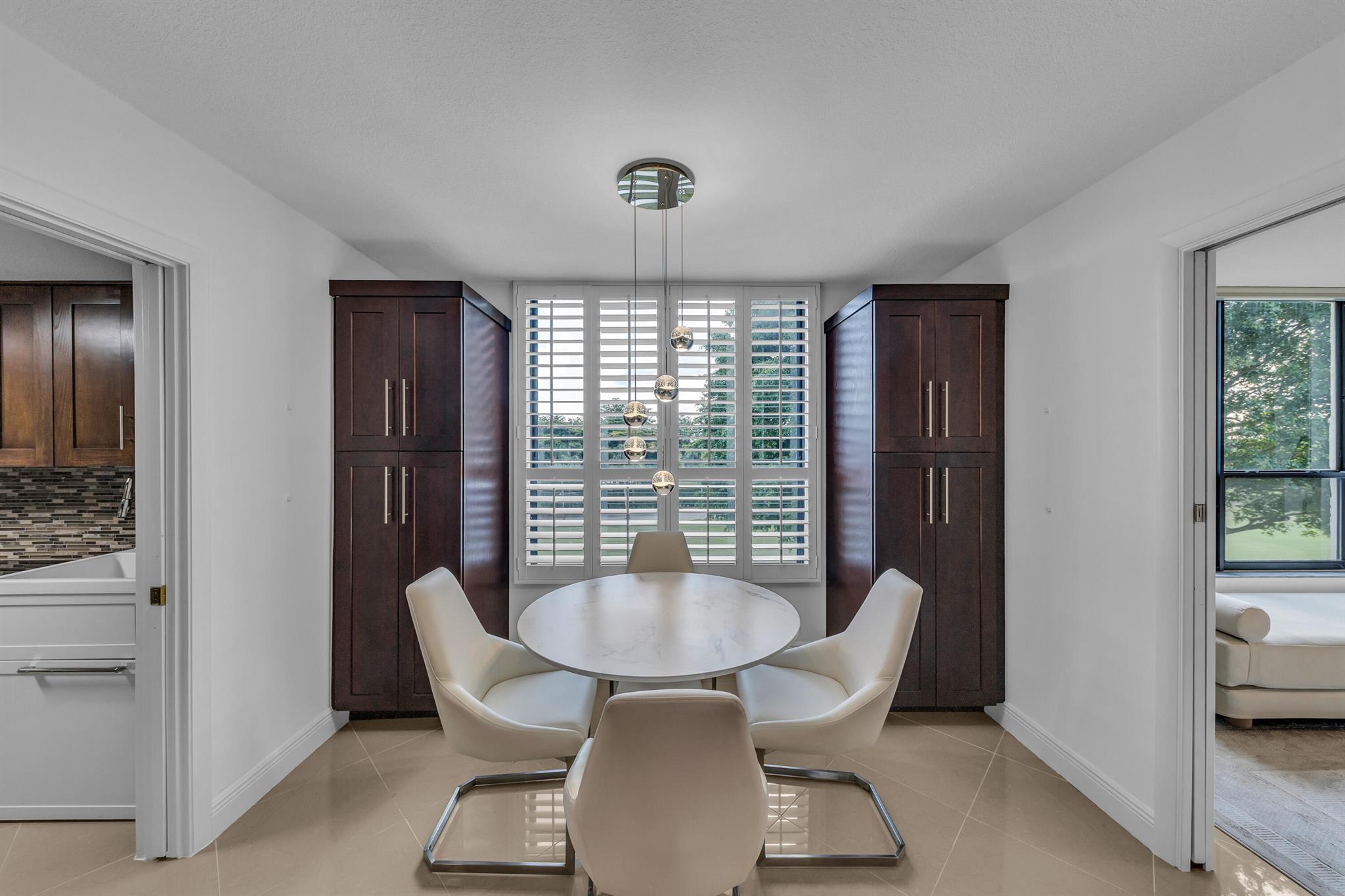 7572 Regency Lake Drive 402