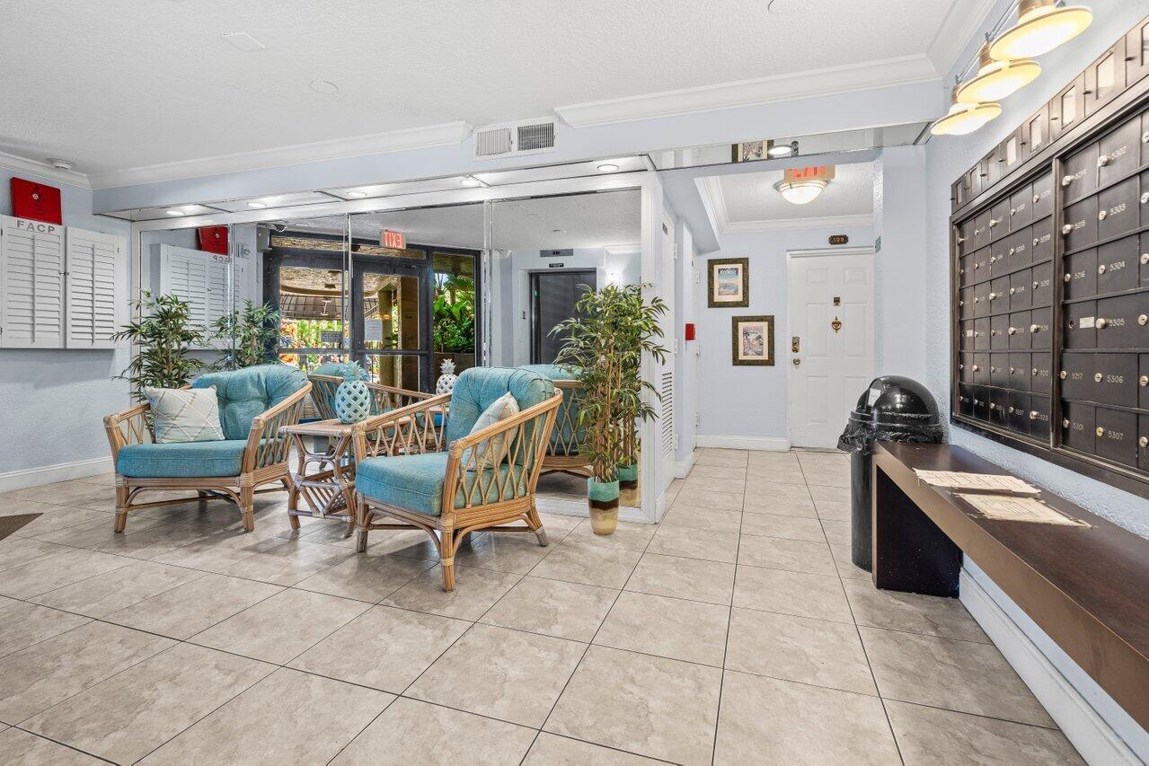 2070 Homewood Boulevard 4140