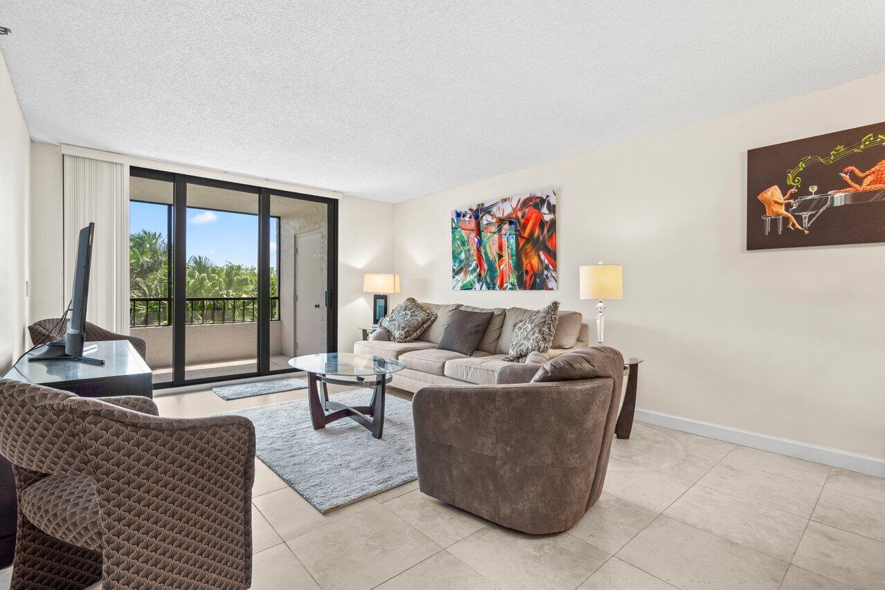 2070 Homewood Boulevard 4140