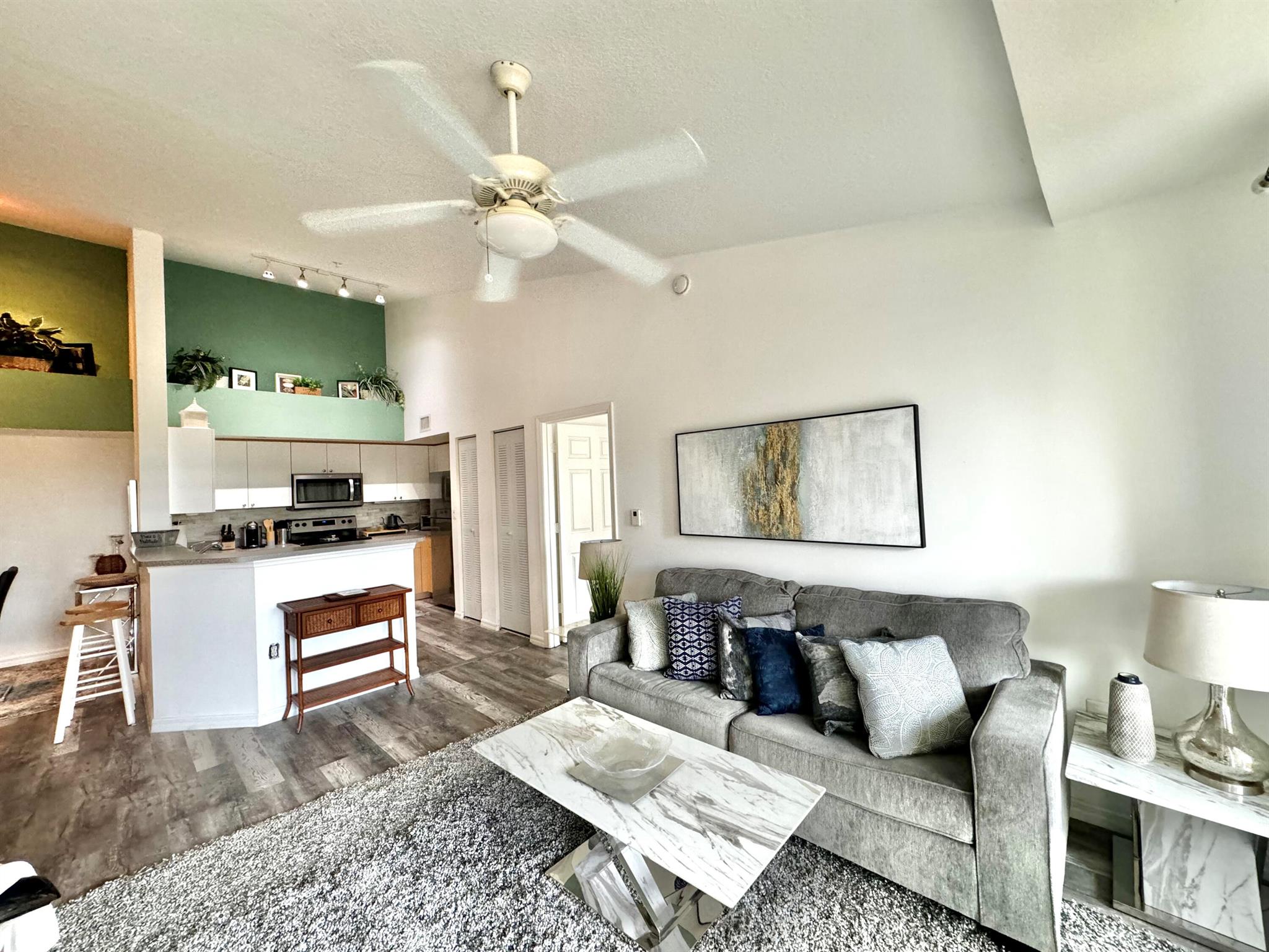 1119 Villa Circle