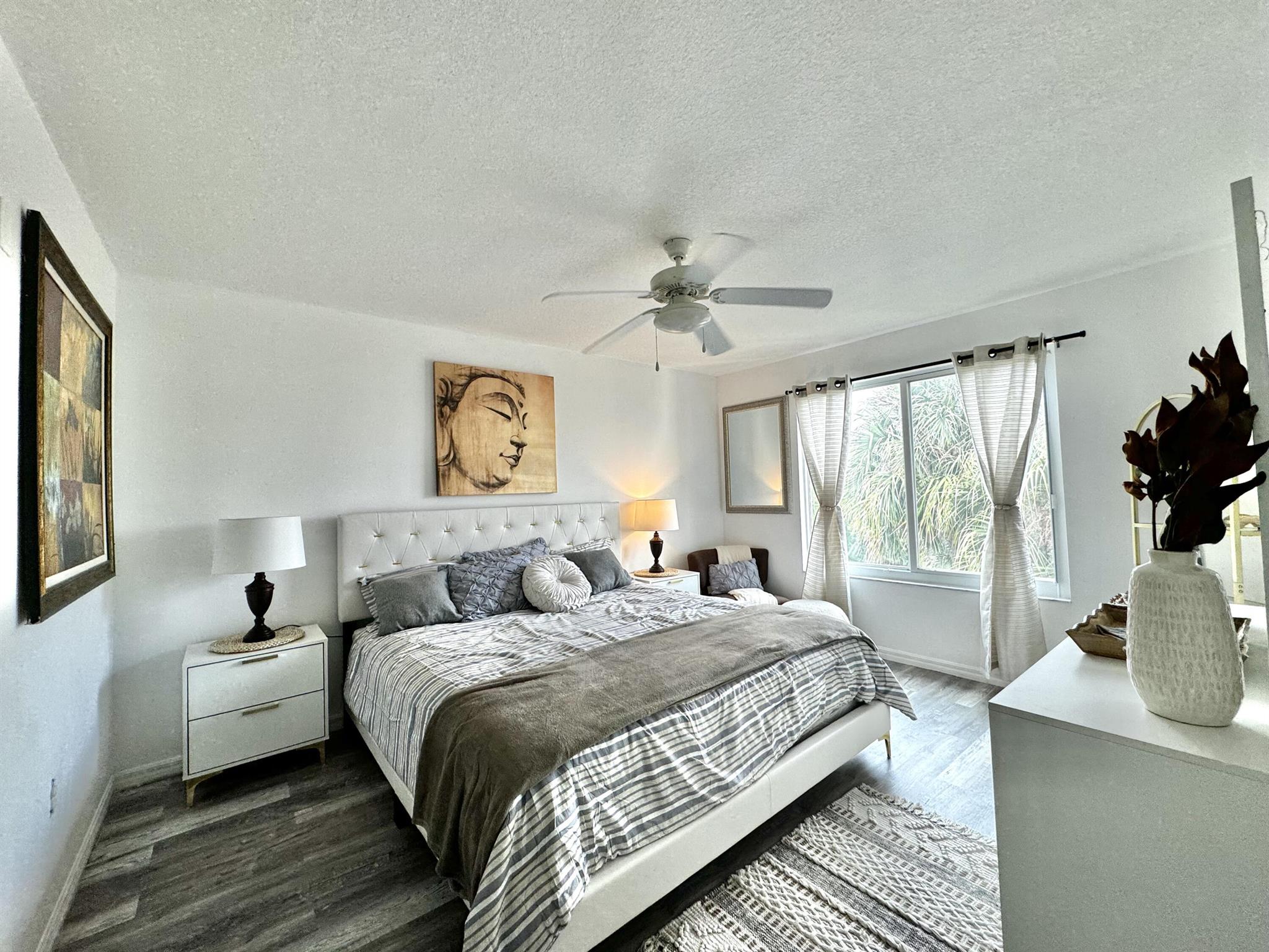 1119 Villa Circle