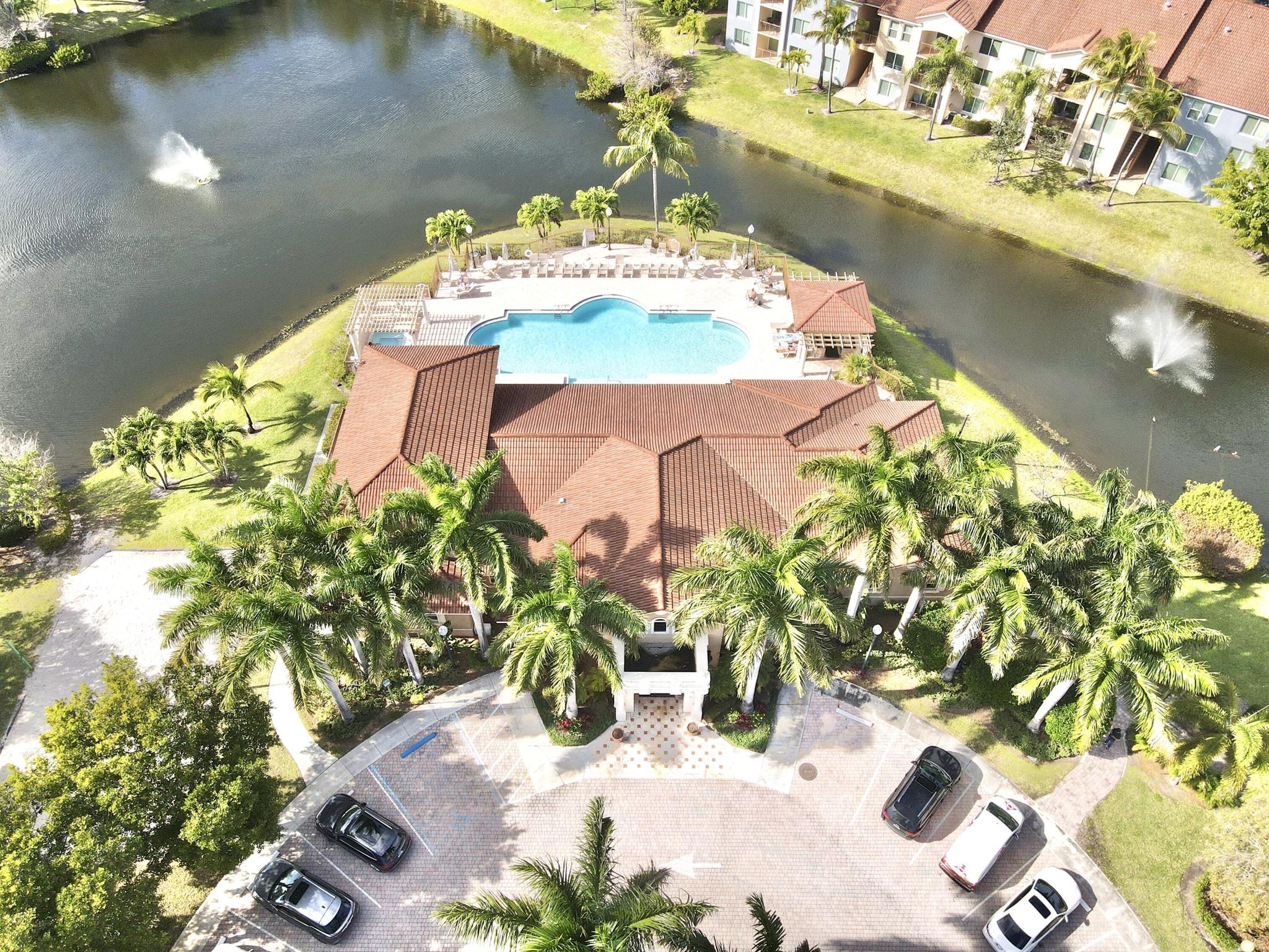 1119 Villa Circle