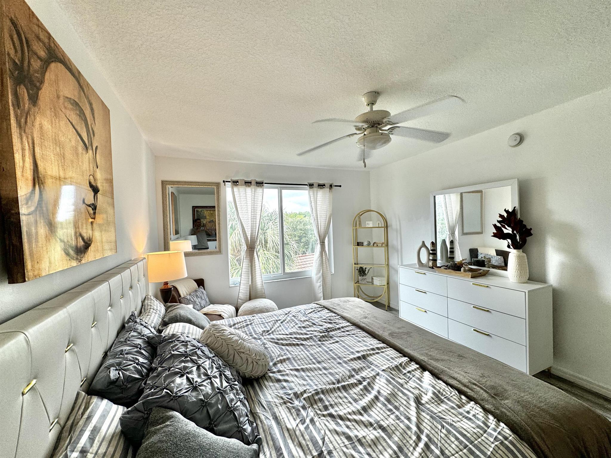 1119 Villa Circle
