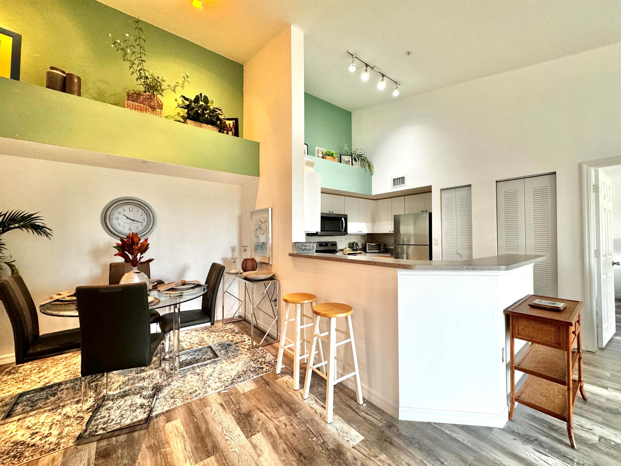 1119 Villa Circle