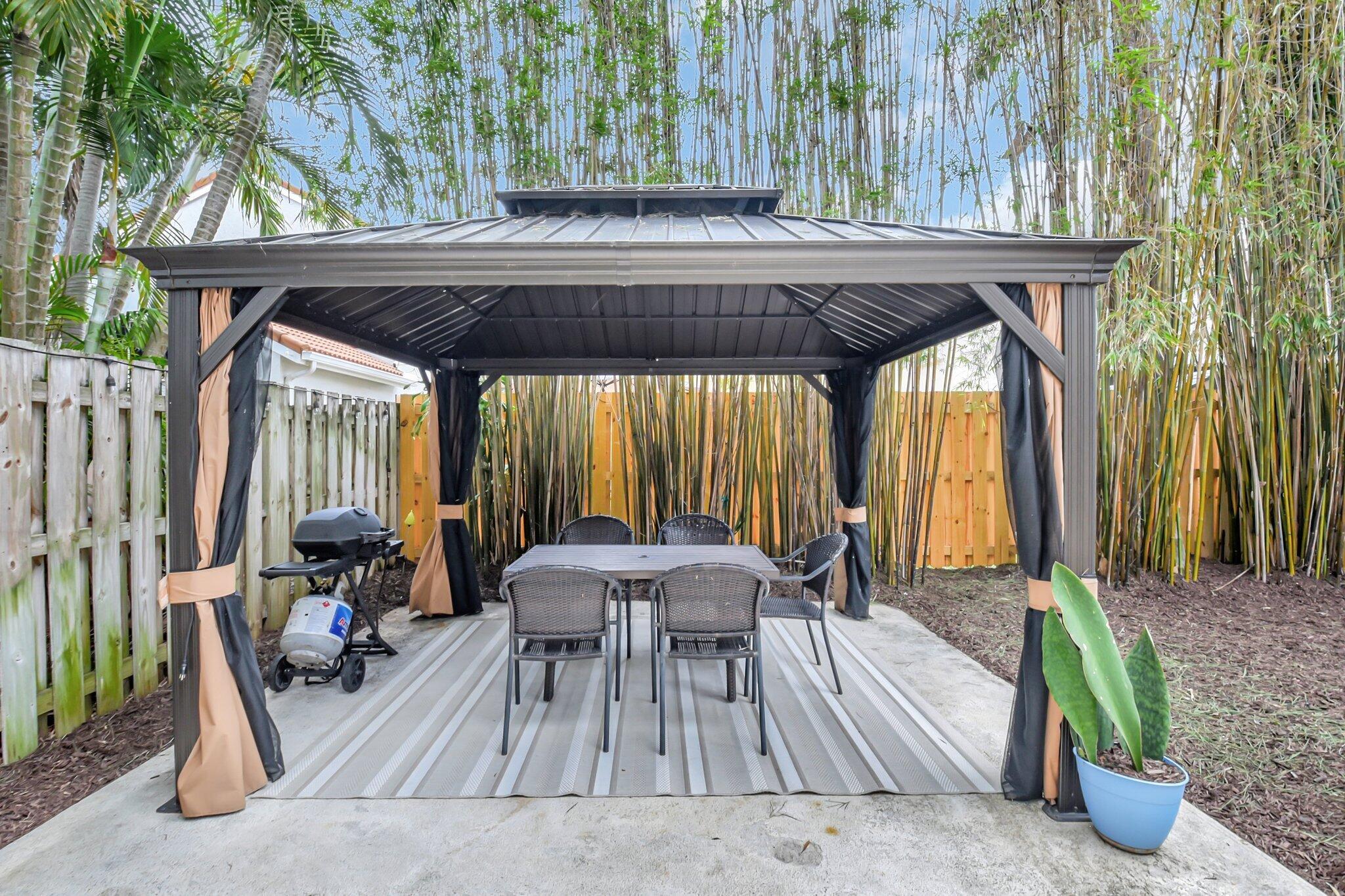 7989 Lakewood Cove Court, Lake Worth