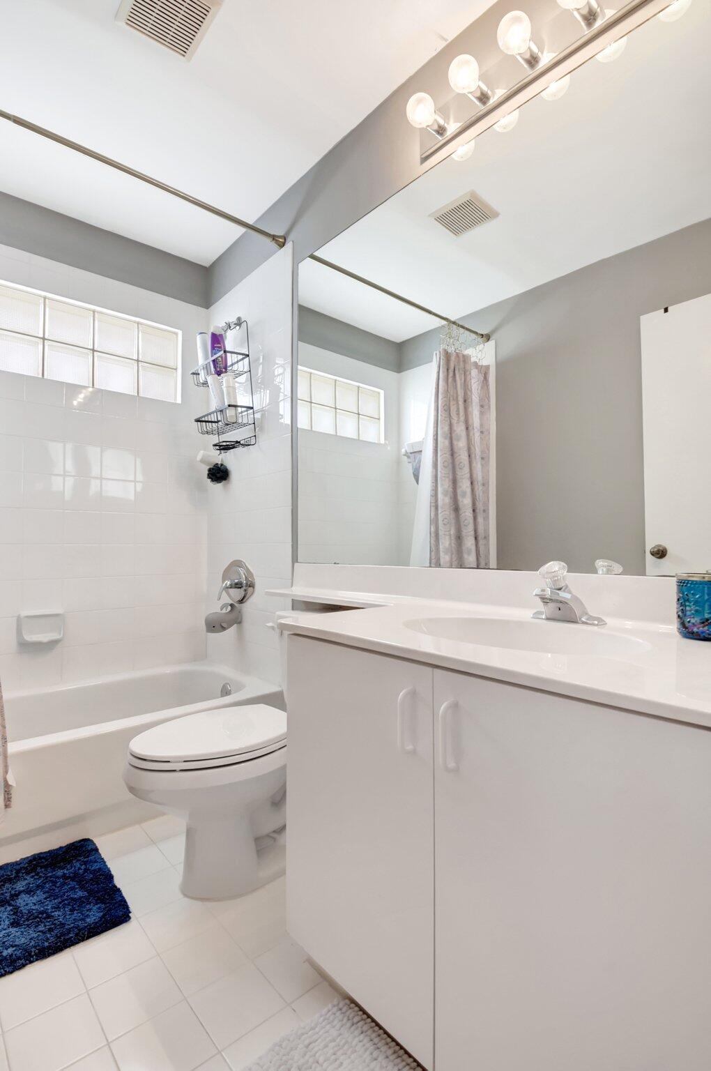 7989 Lakewood Cove Court, Lake Worth