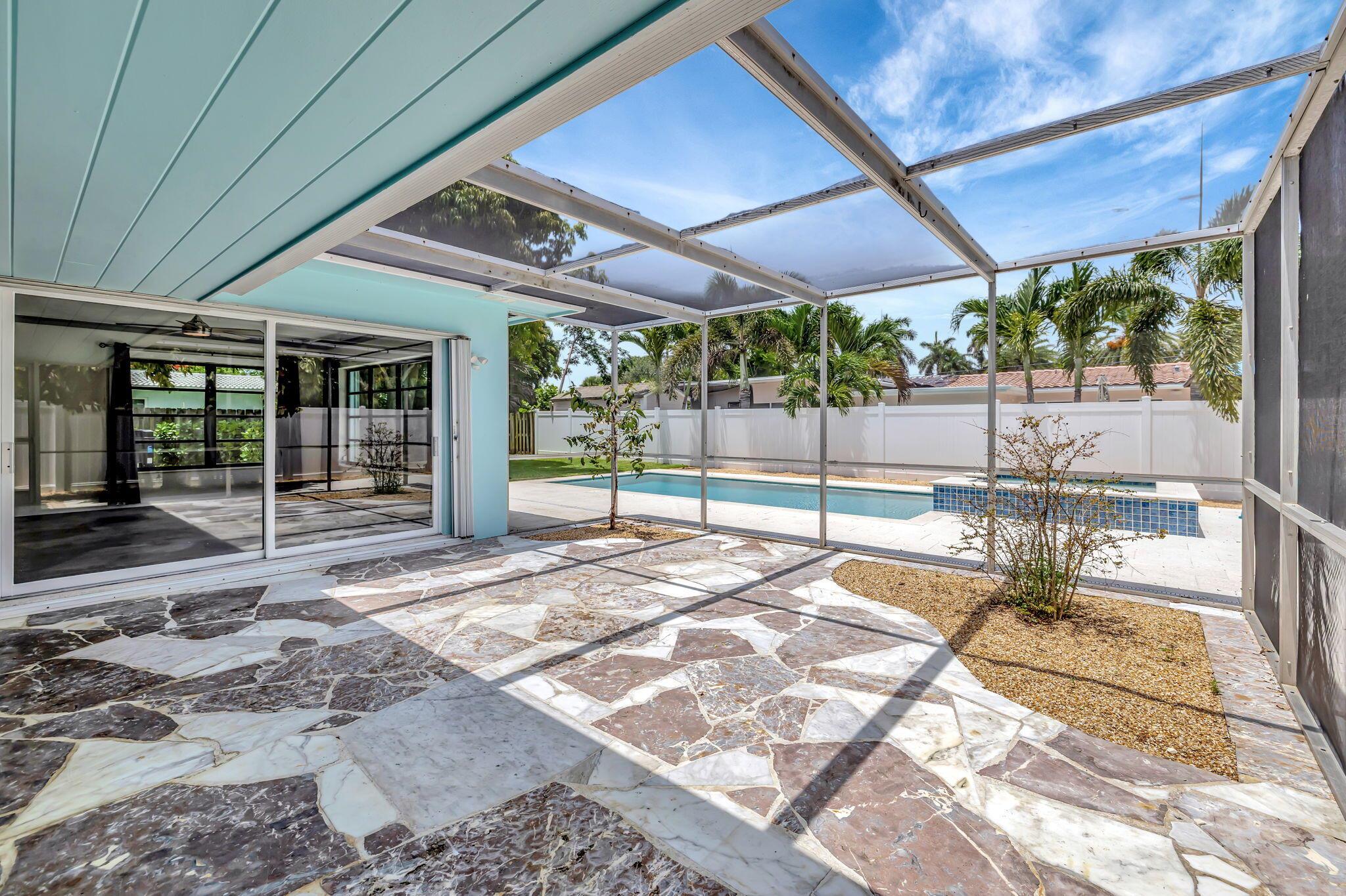 1233 SE 12th Terrace