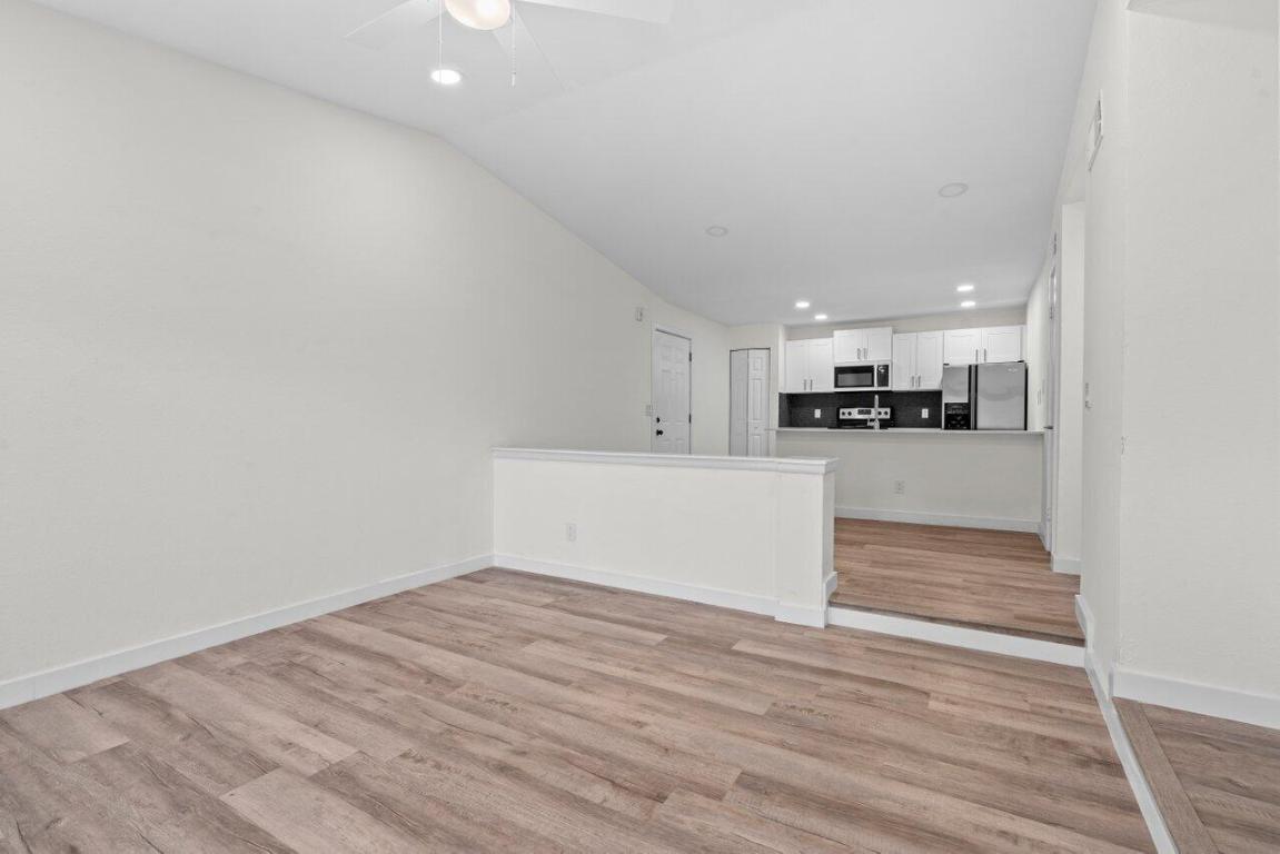 1825 Palm Cove Boulevard 7-307