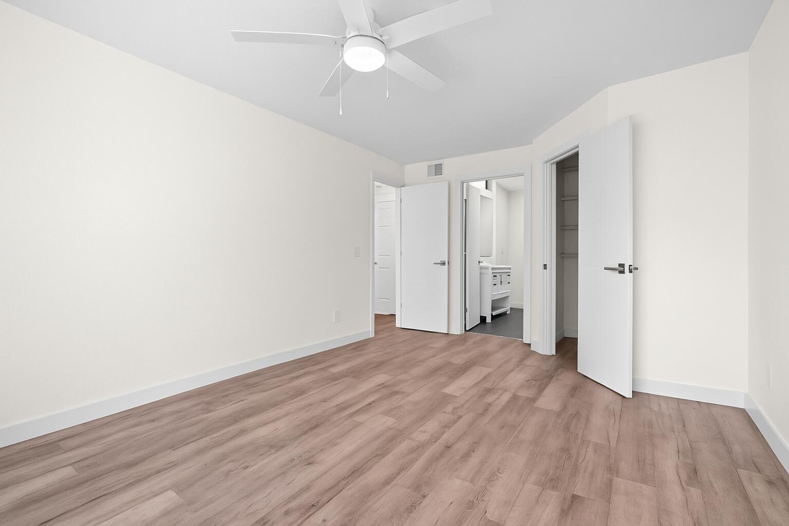 1825 Palm Cove Boulevard 7-307