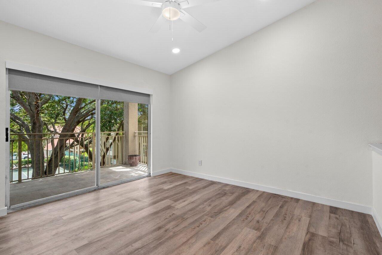 1825 Palm Cove Boulevard 7-307