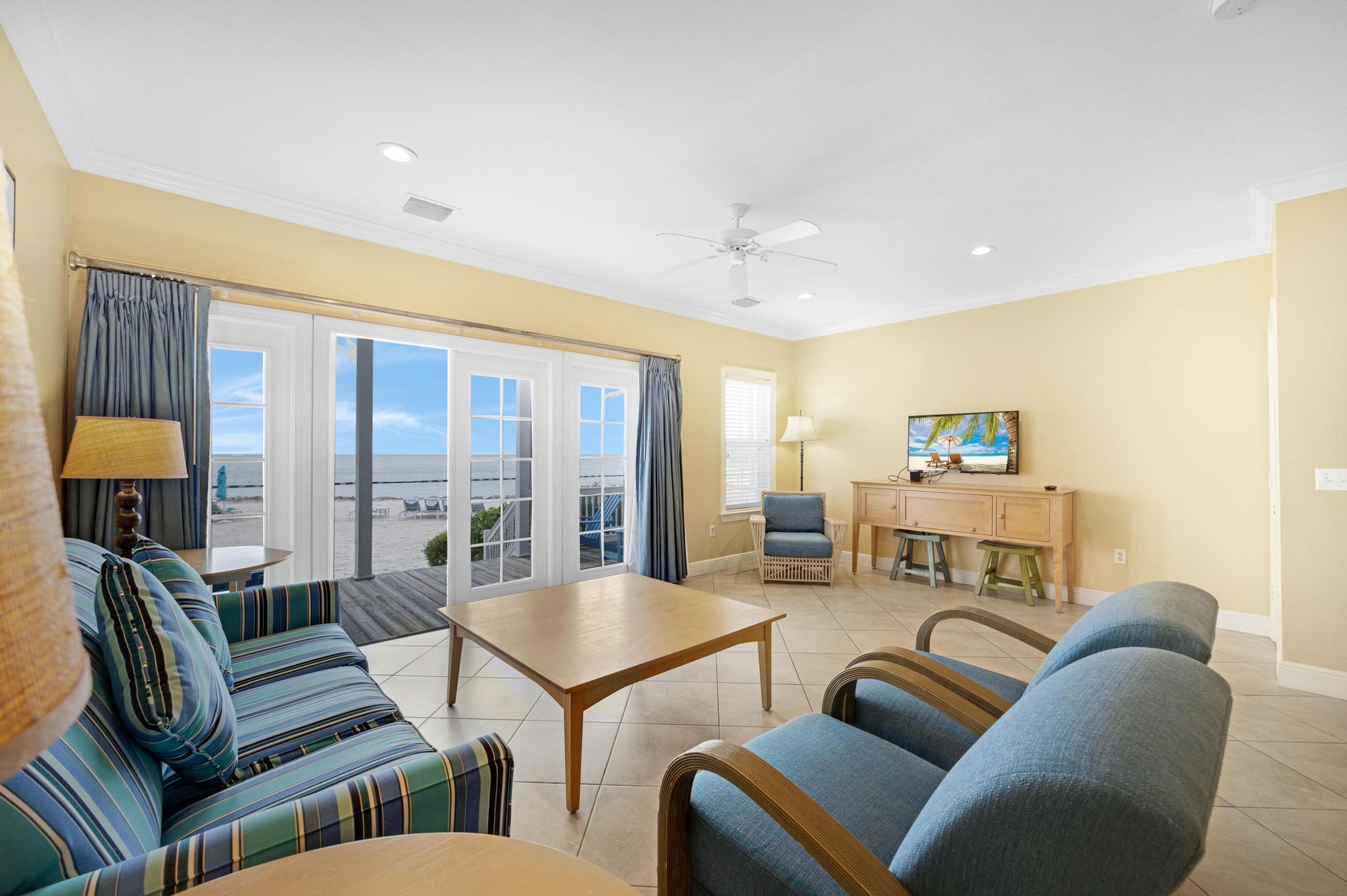 2600 Overseas Highway 37