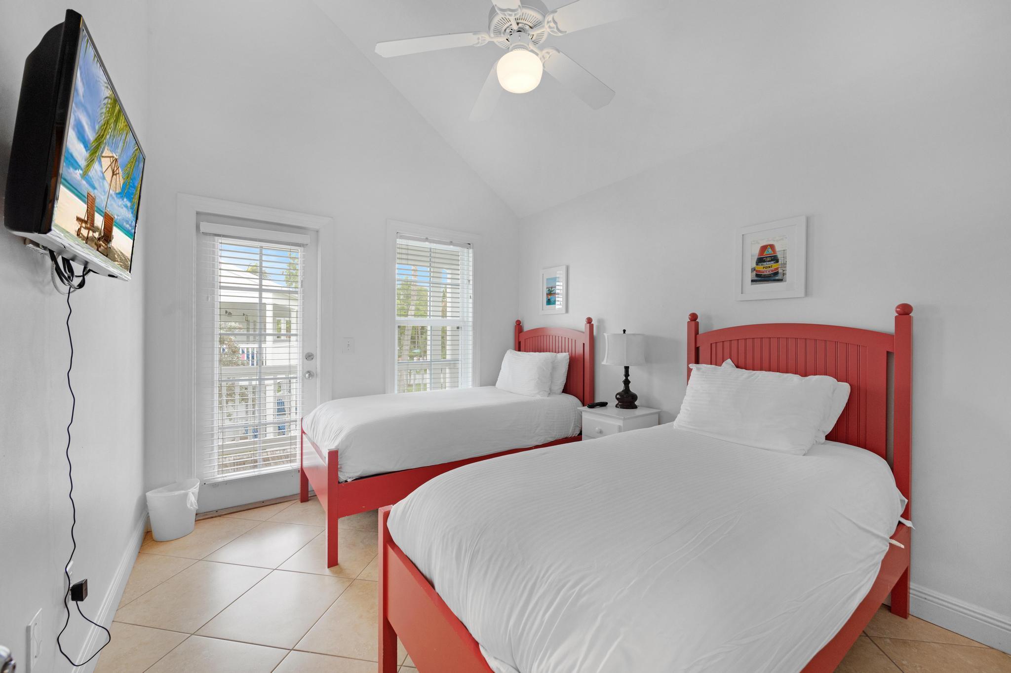 2600 Overseas Highway 37