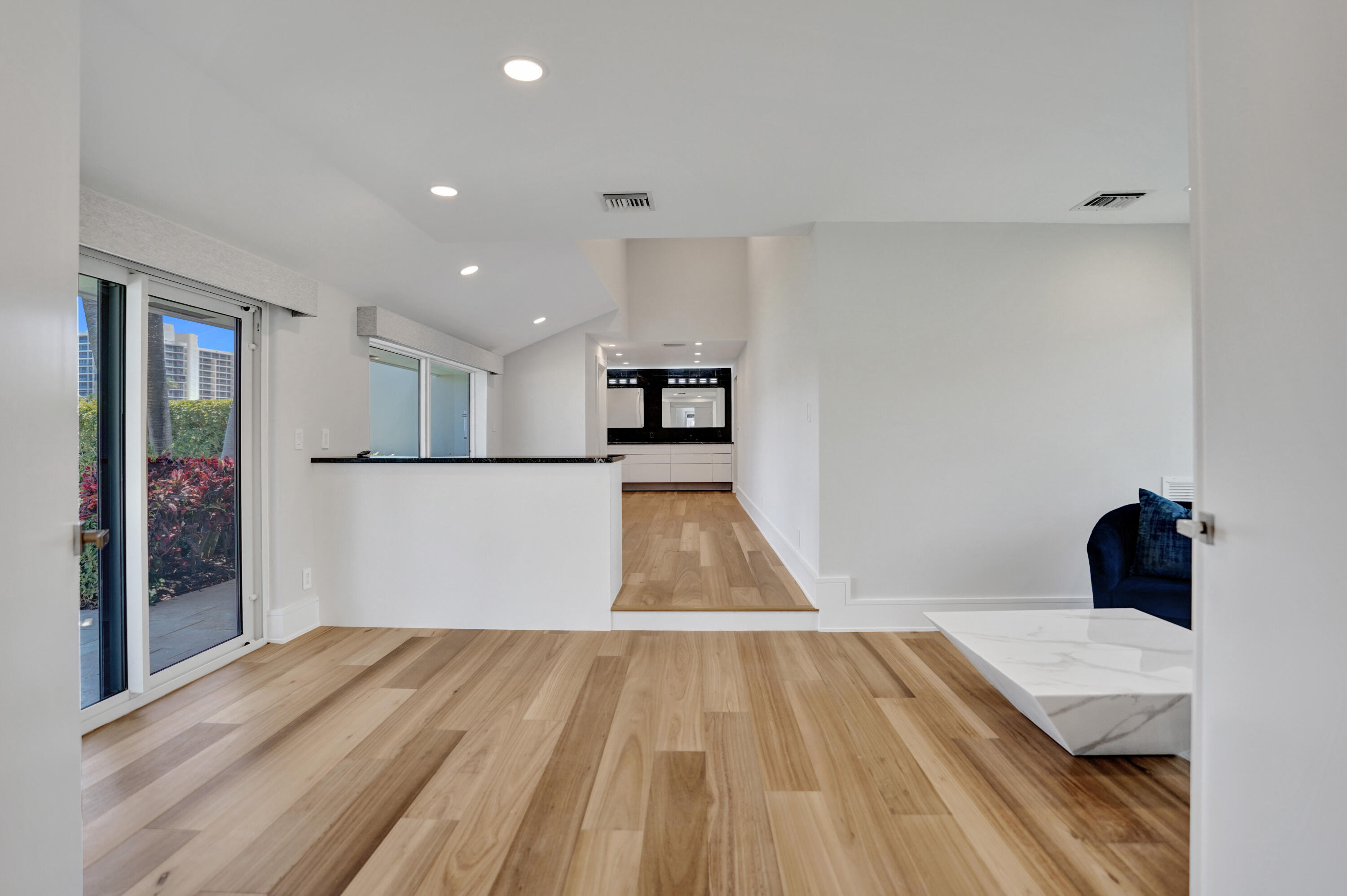 961 Iris Drive