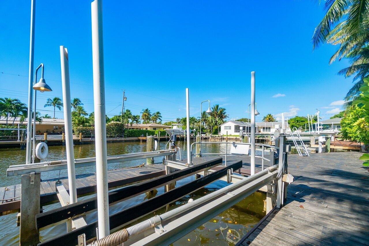25 Harbor Drive