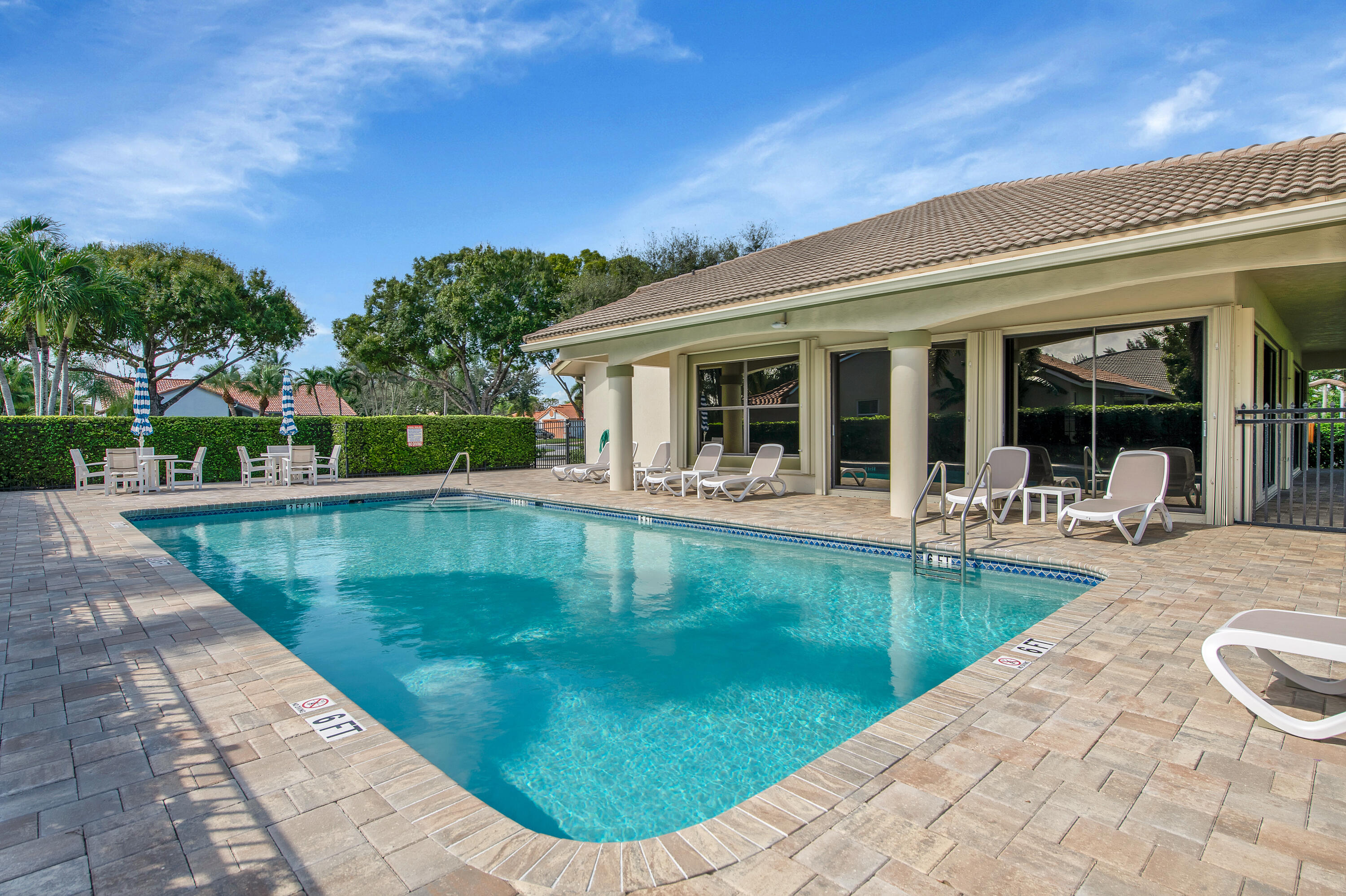 5625 Aspen Ridge Circle