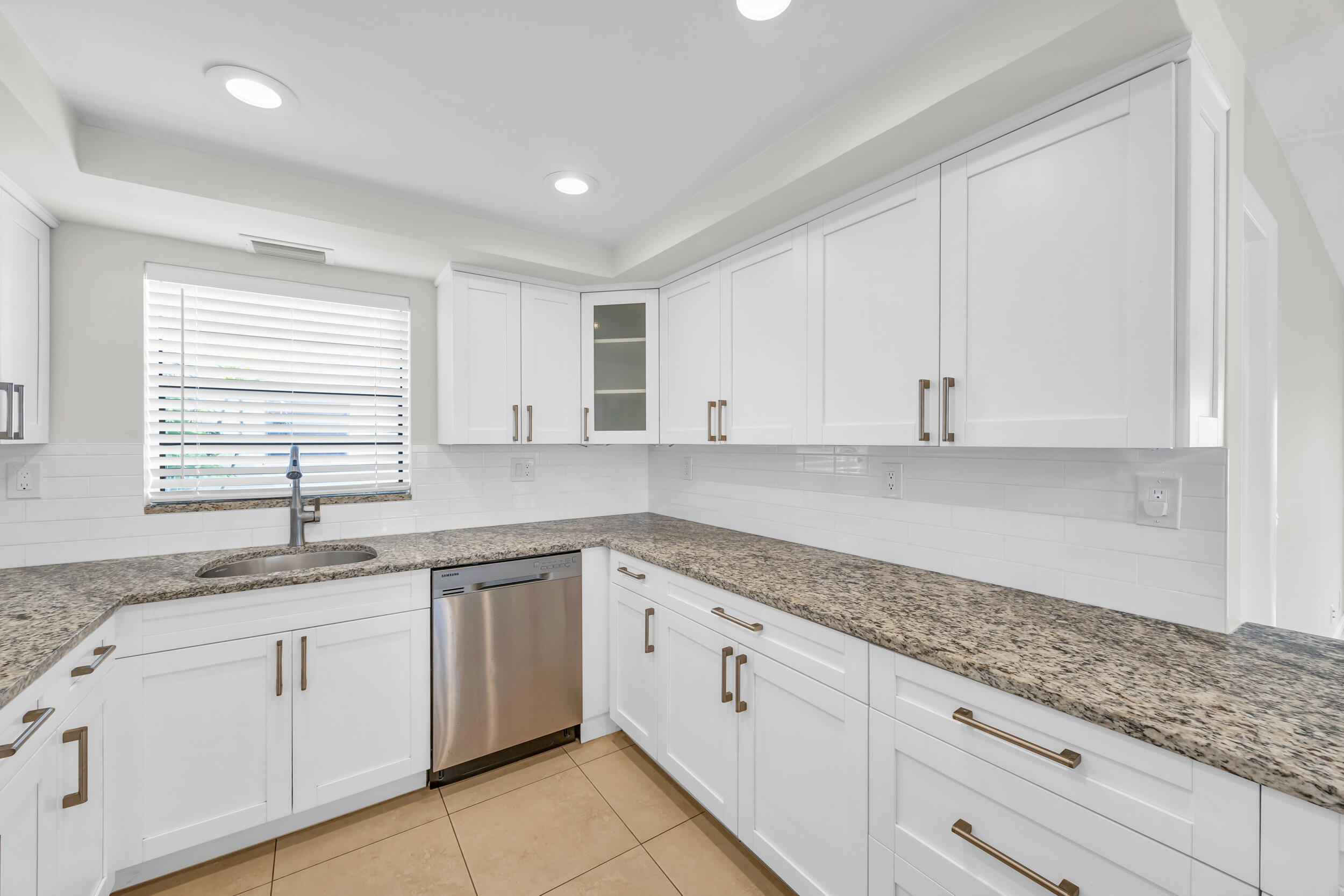 433 Piedmont J