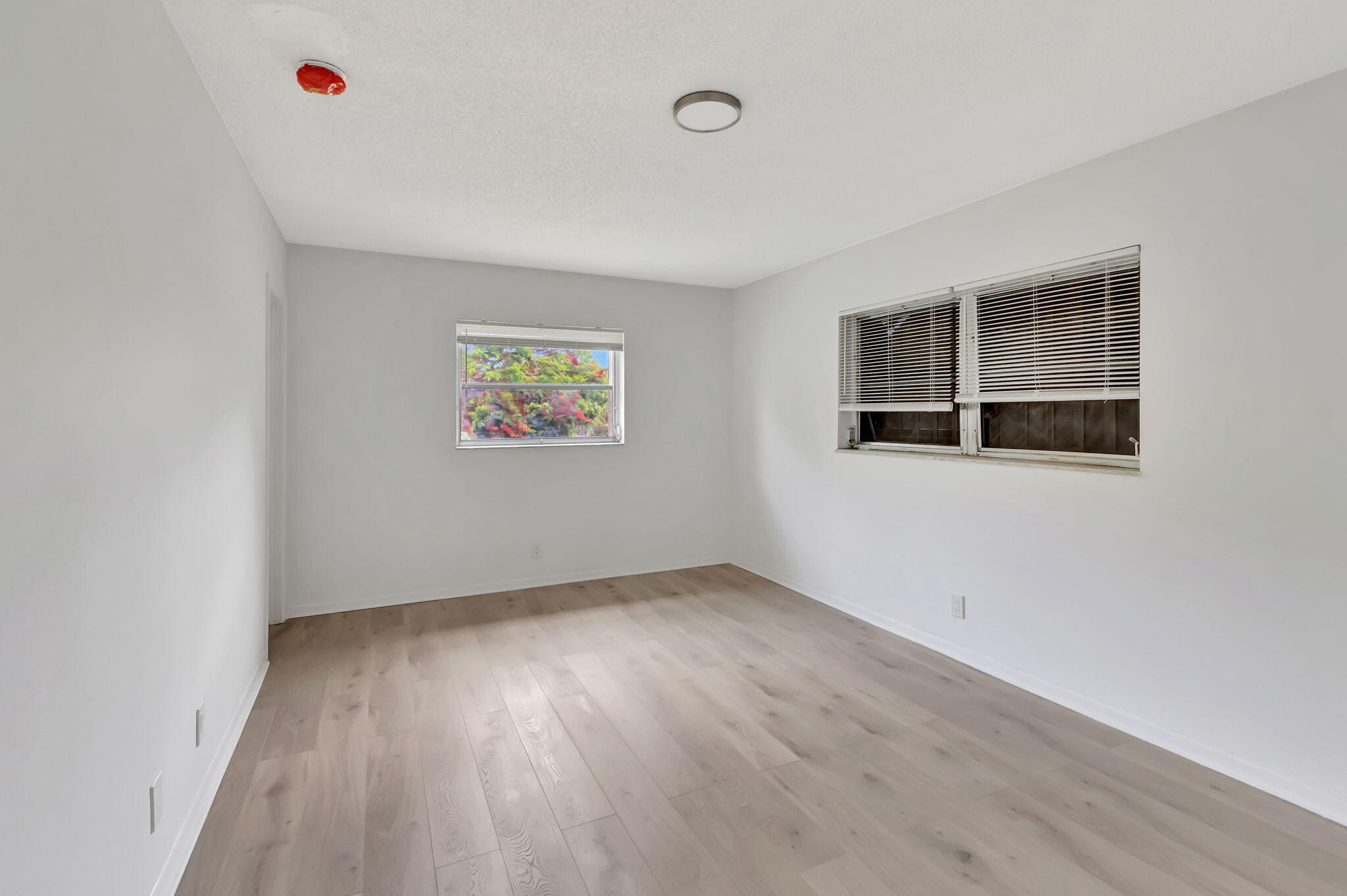 20 Abbey Lane 201