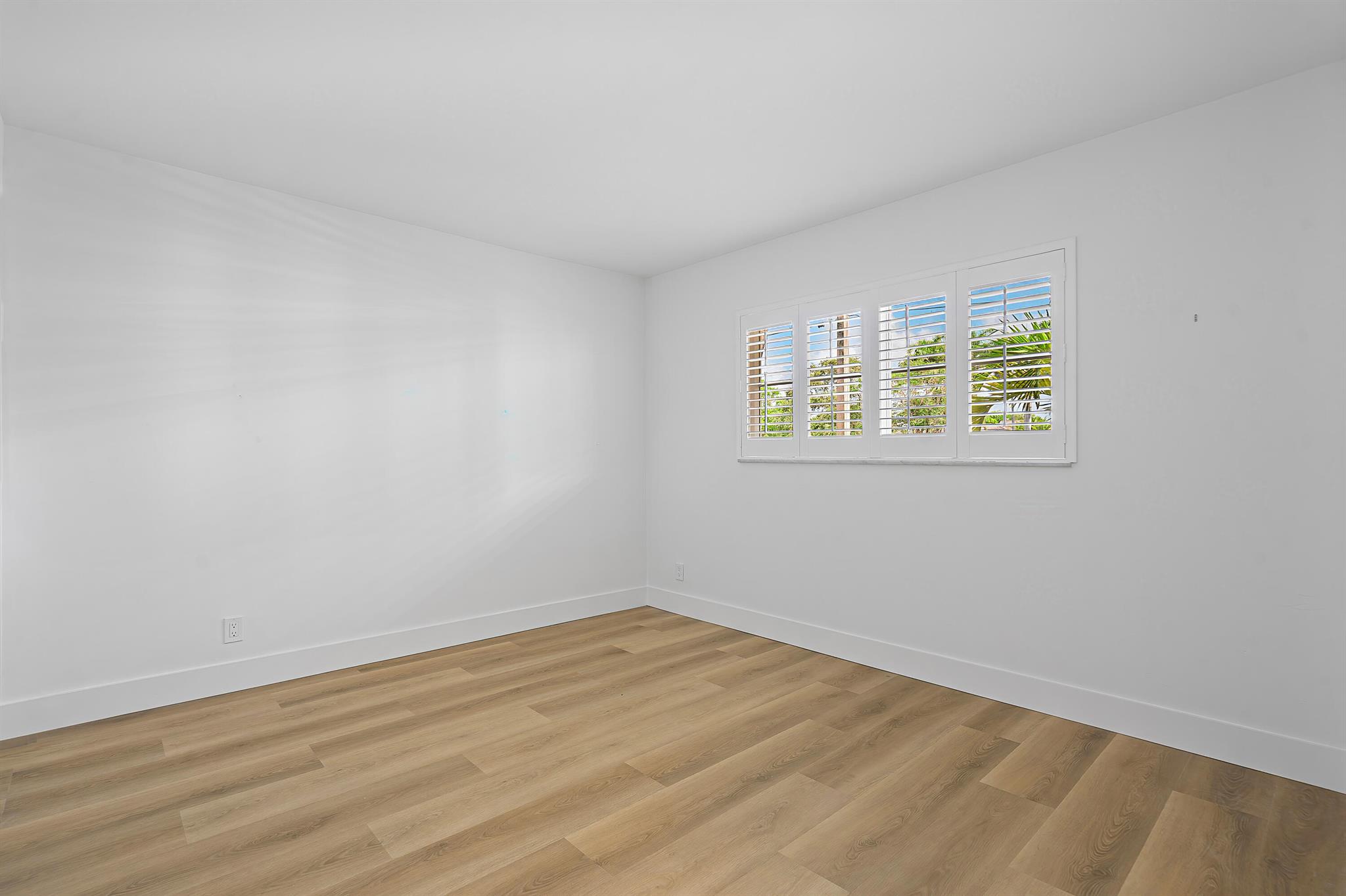 750 NE Spanish River Boulevard 1090