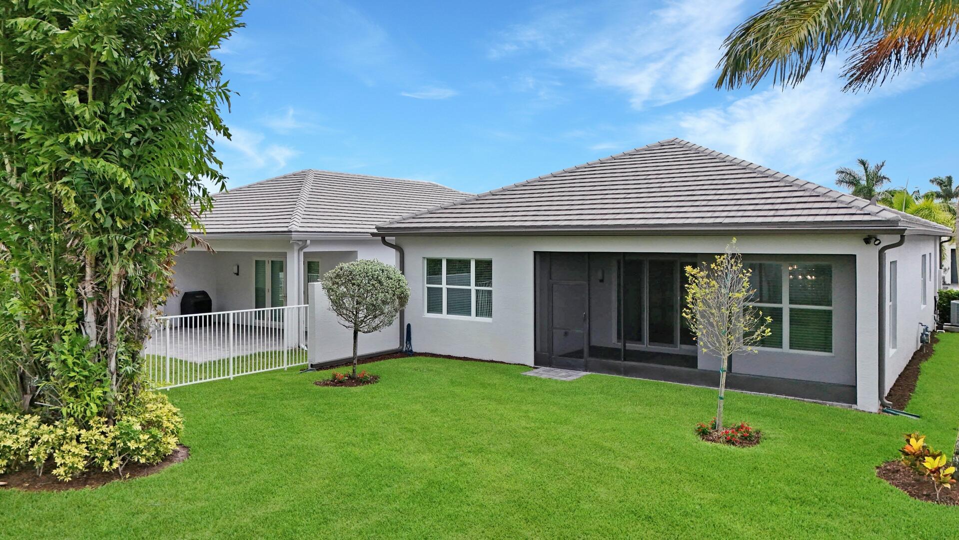 12611 Blue Seagrass Manor