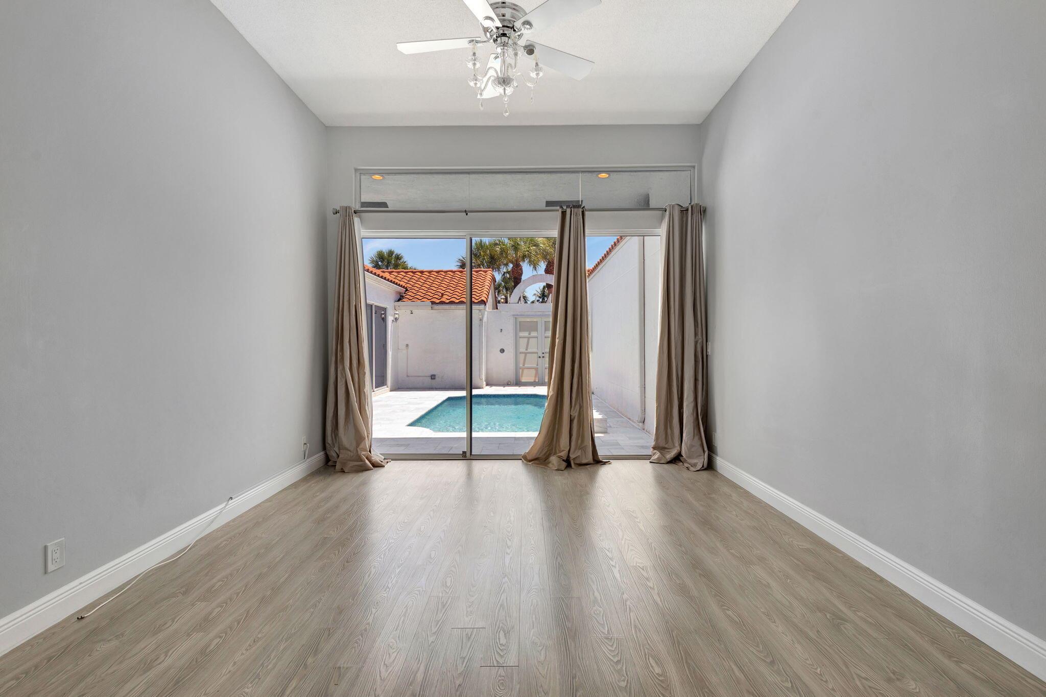 3807 Candlewood Court Court