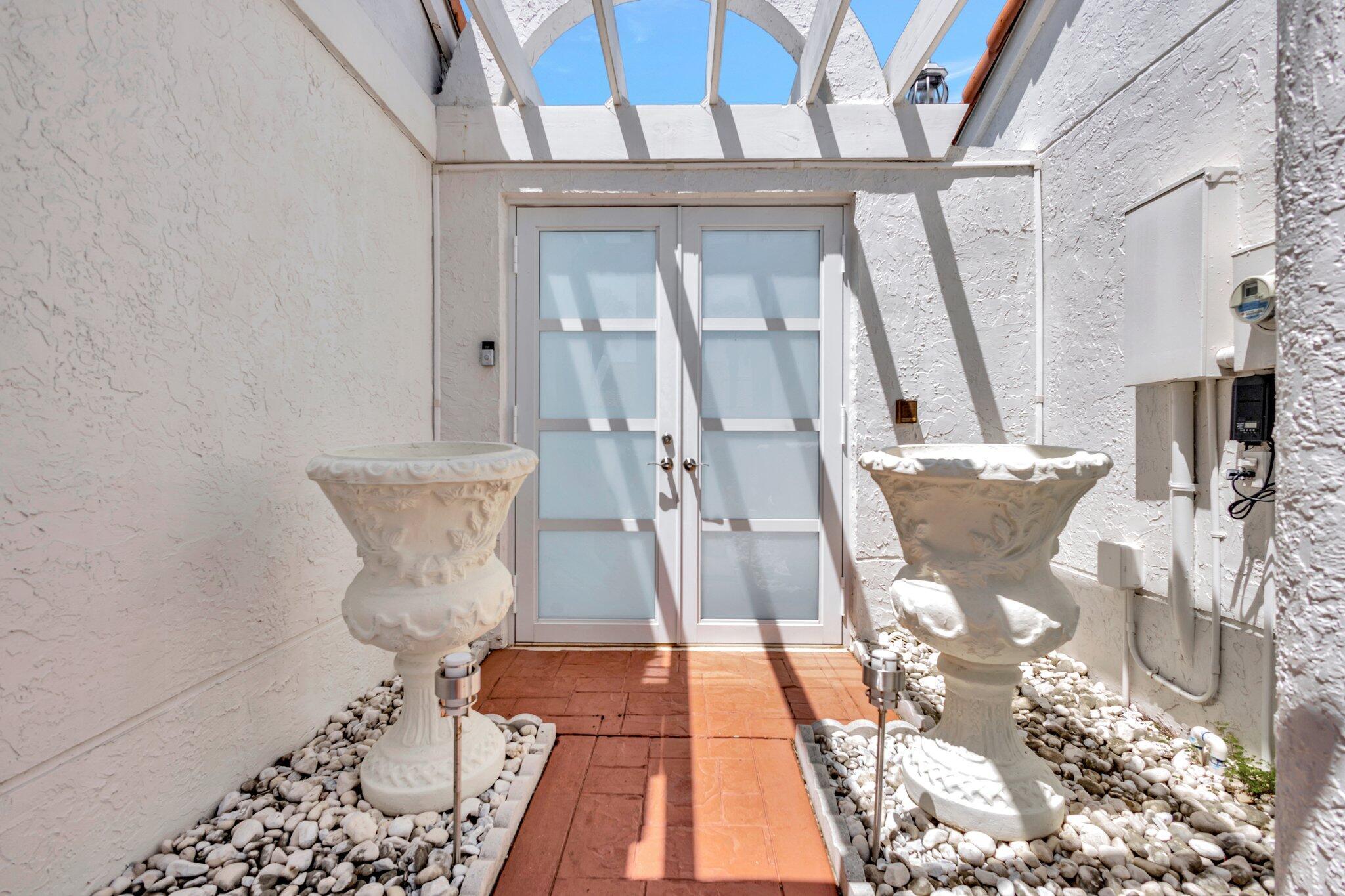 3807 Candlewood Court Court