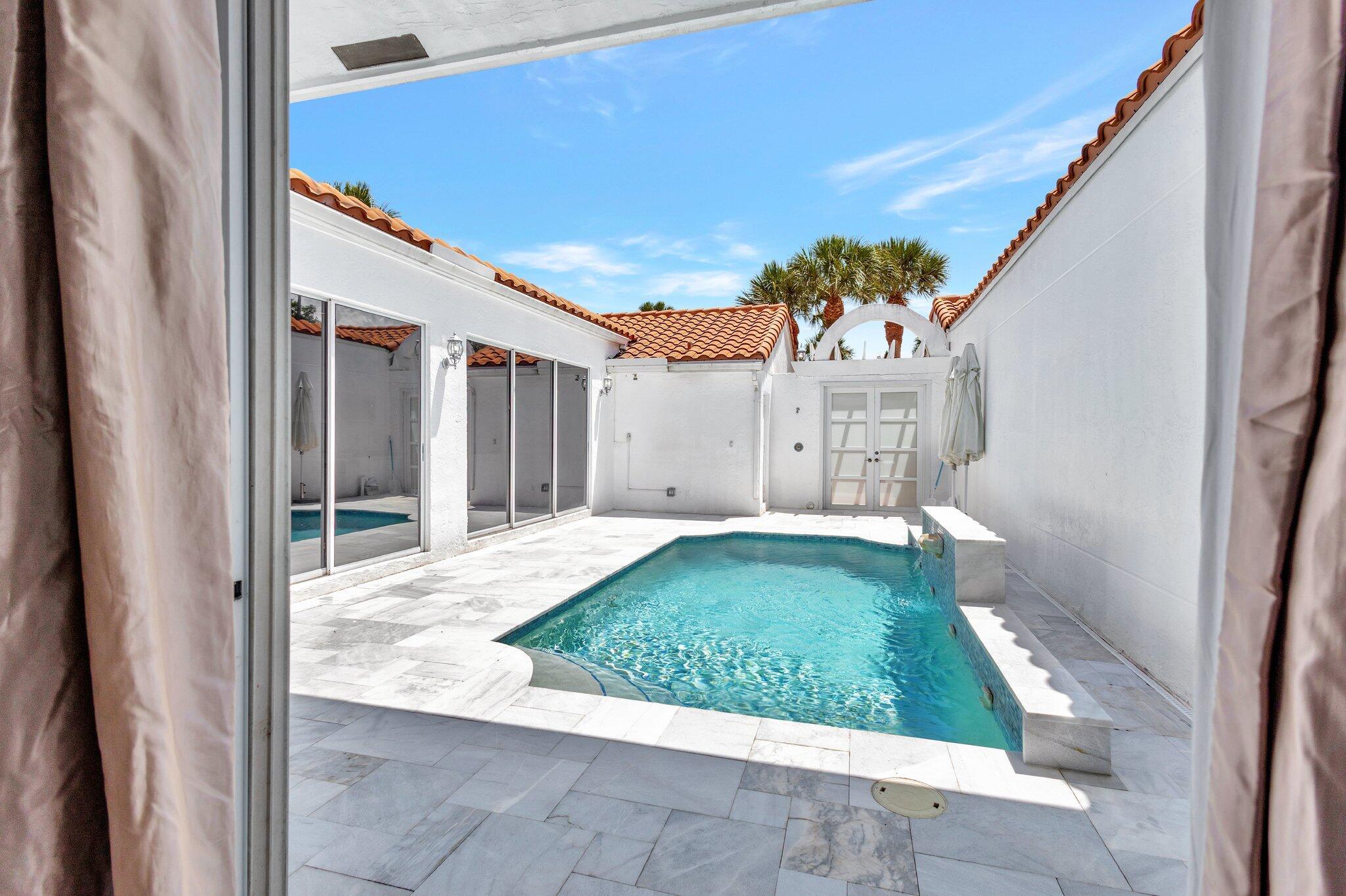 3807 Candlewood Court Court