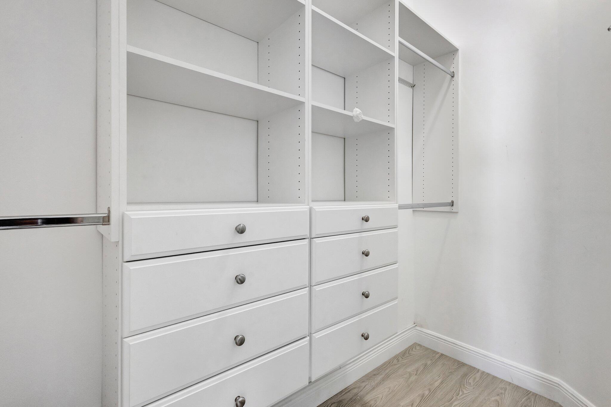 3807 Candlewood Court Court