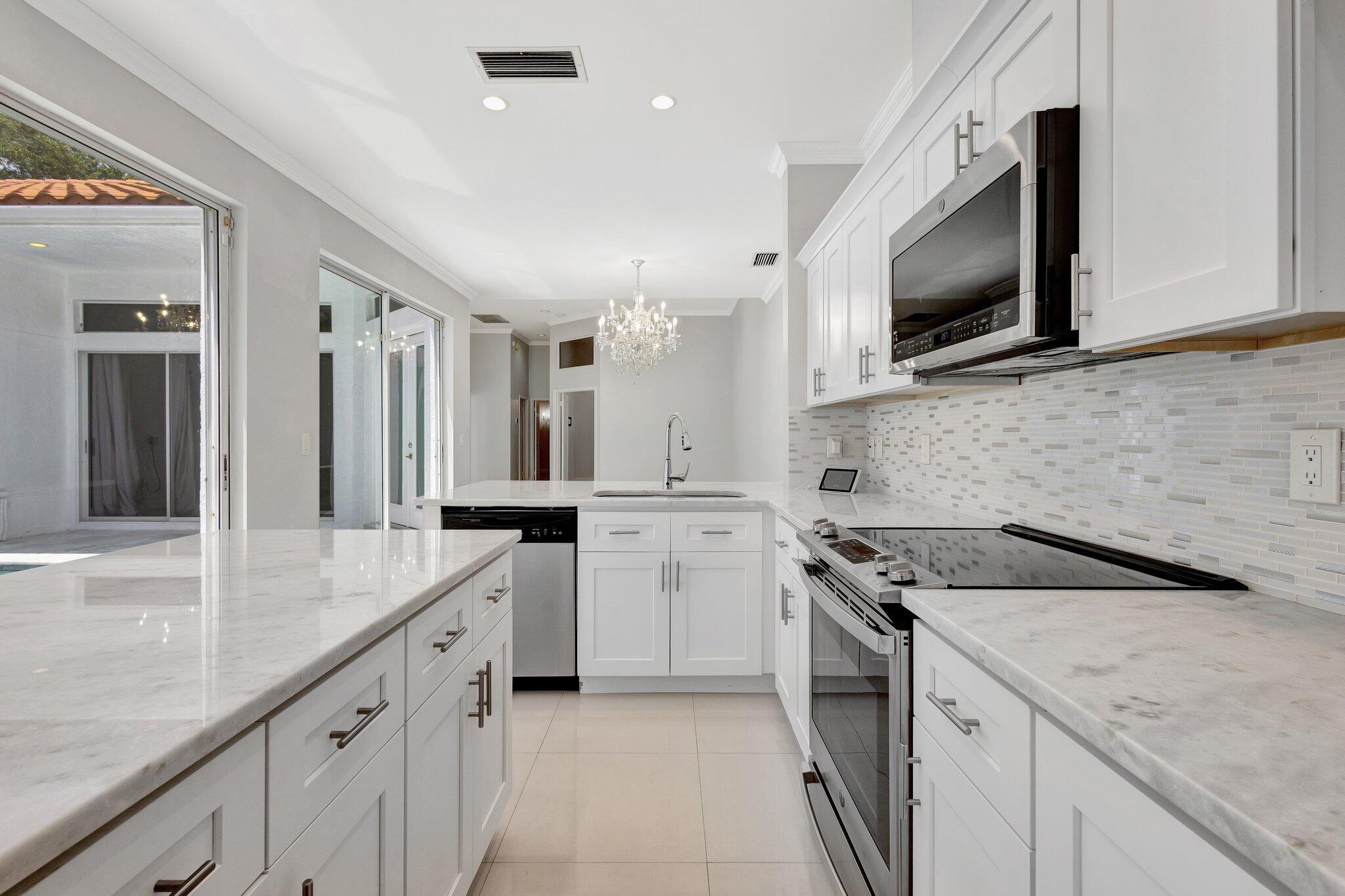 3807 Candlewood Court Court