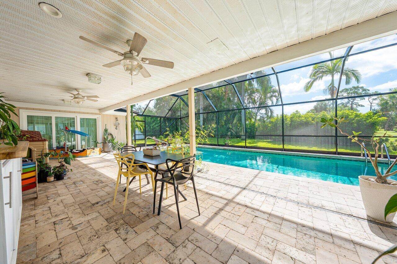 3127 Lakeview Drive